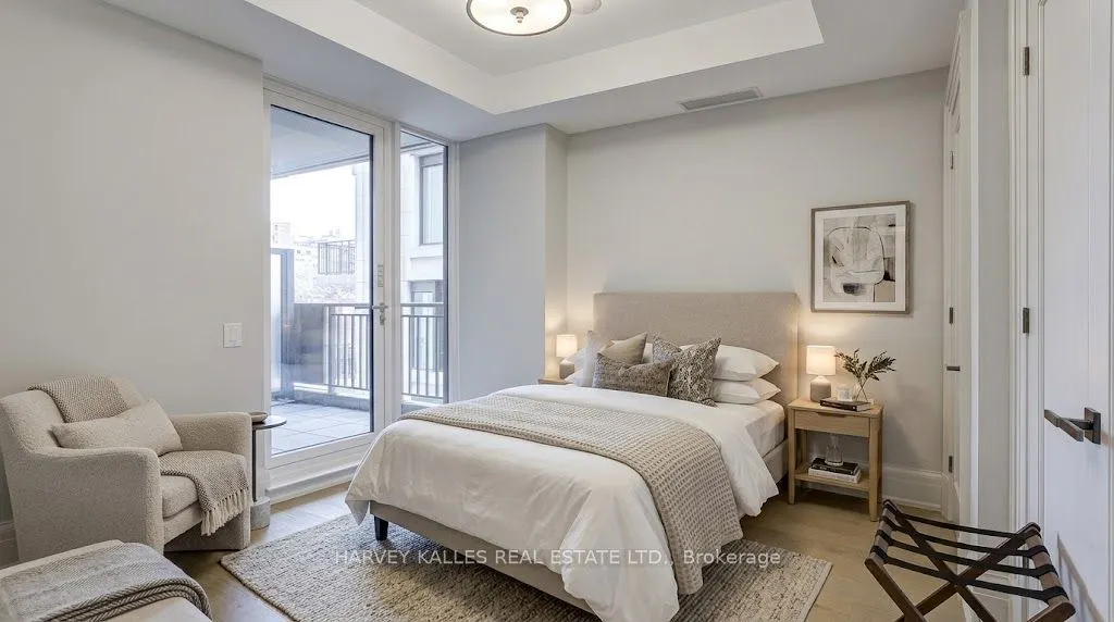 181 Davenport Road #302
