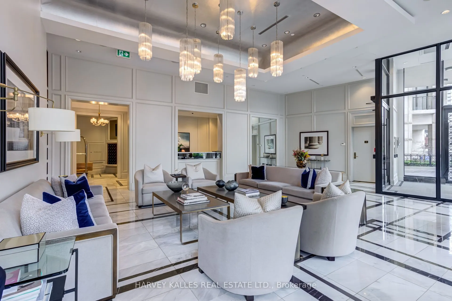 181 Davenport Road #302