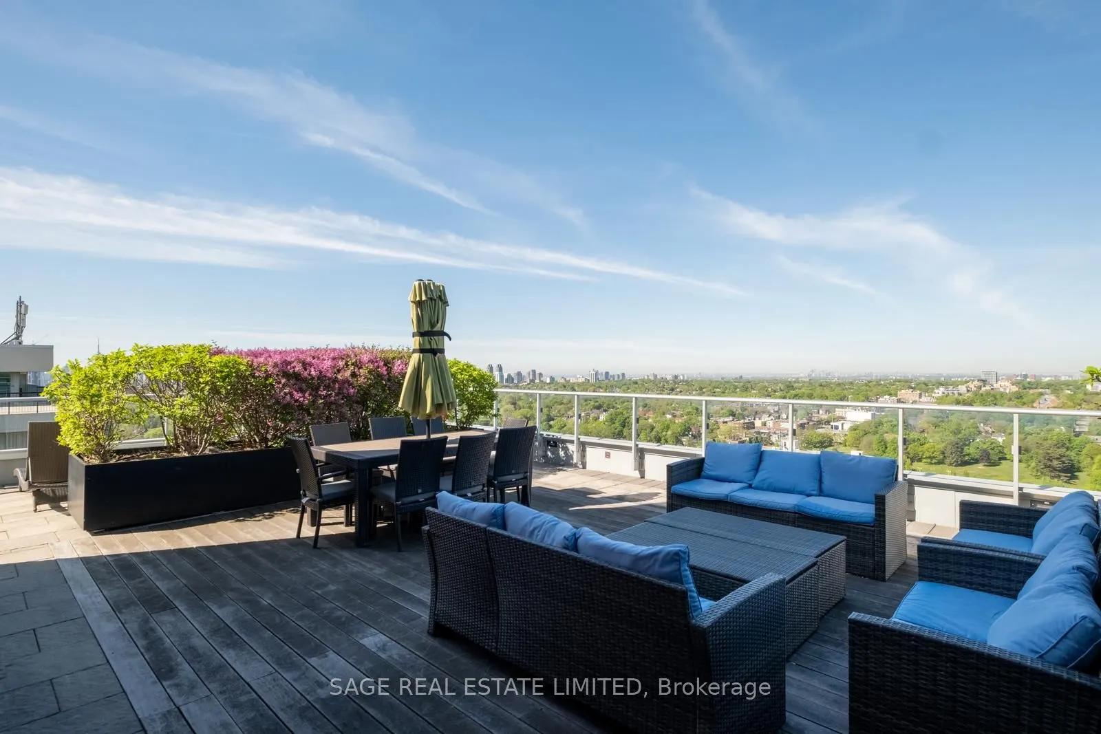 58 Orchard View Boulevard #313