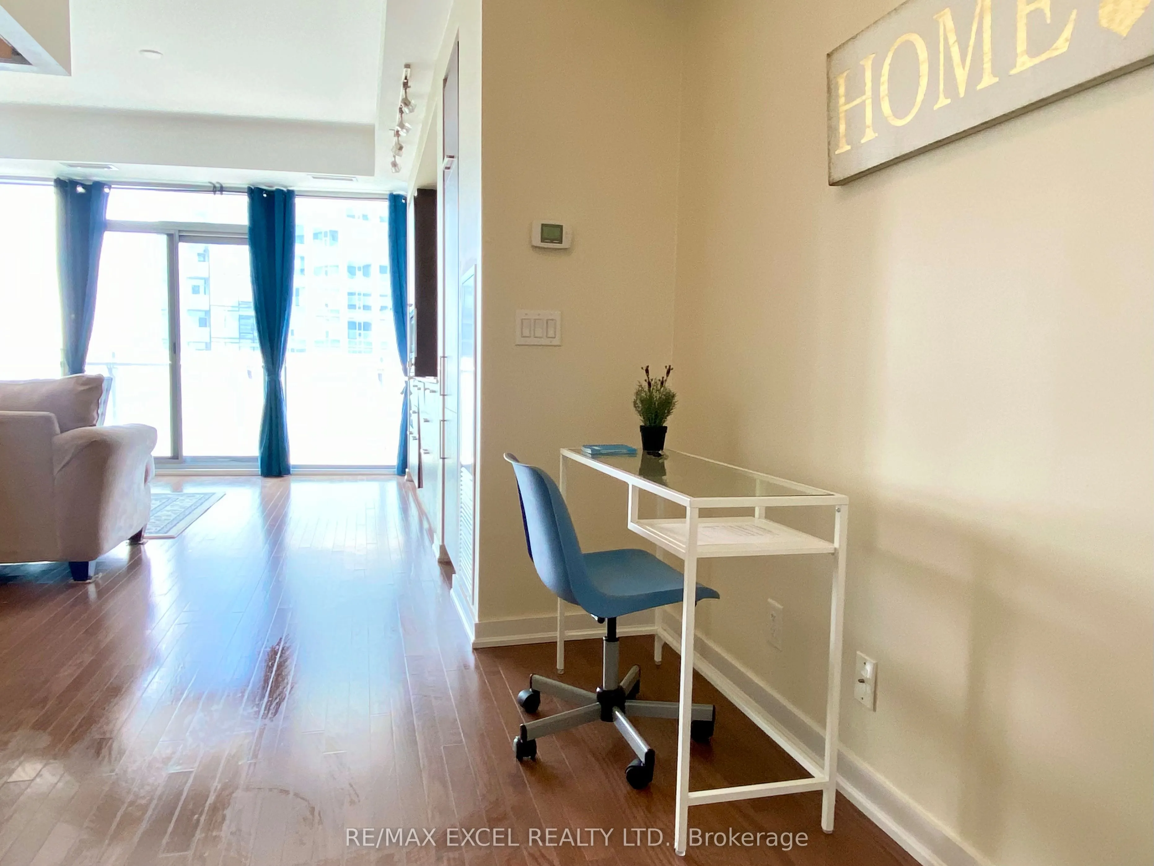 14 York Street #3704