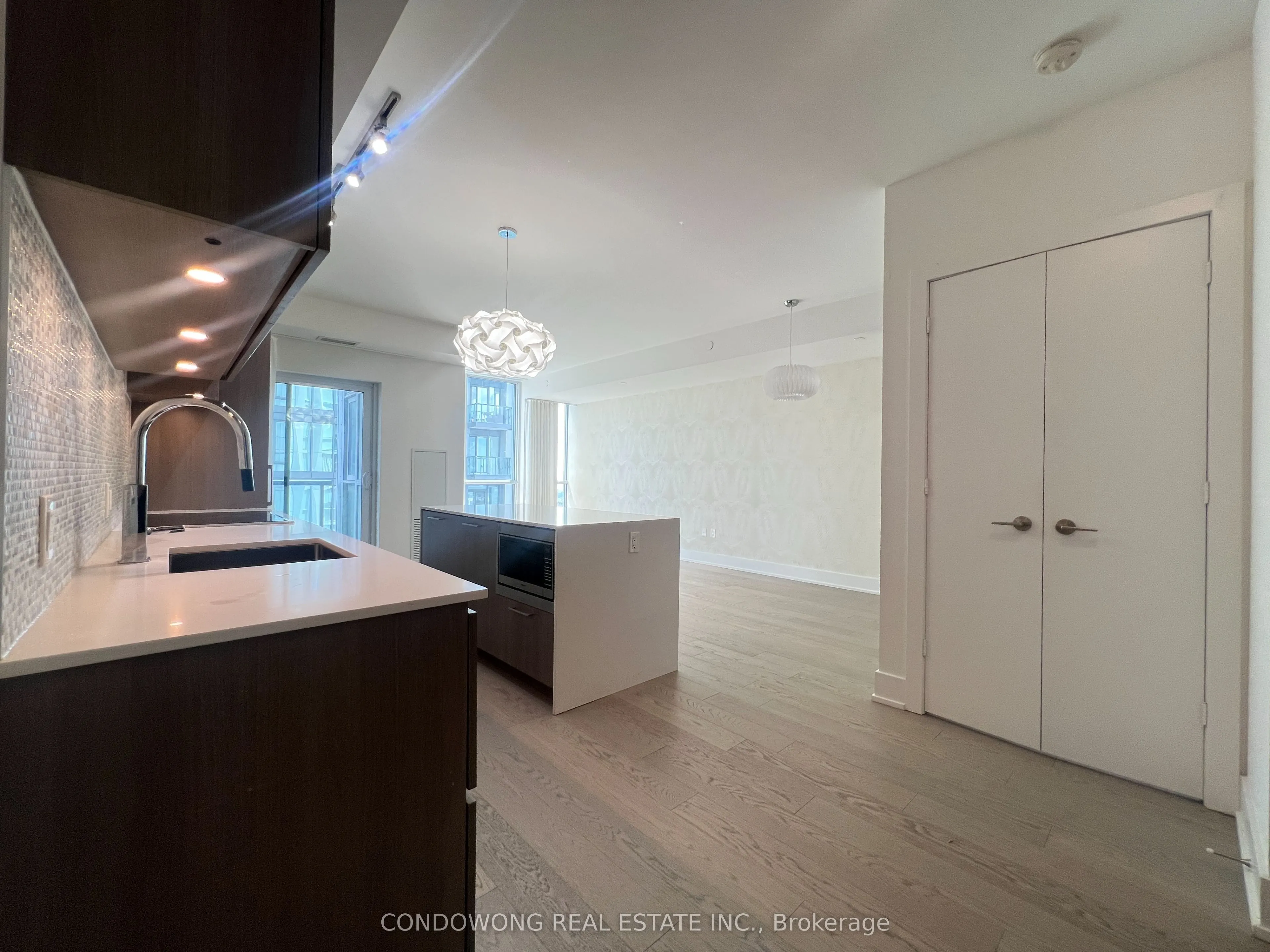 1 Yorkville Avenue #3801