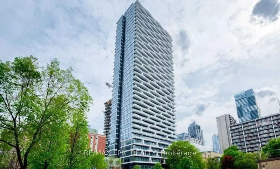 85 Wood Street #811