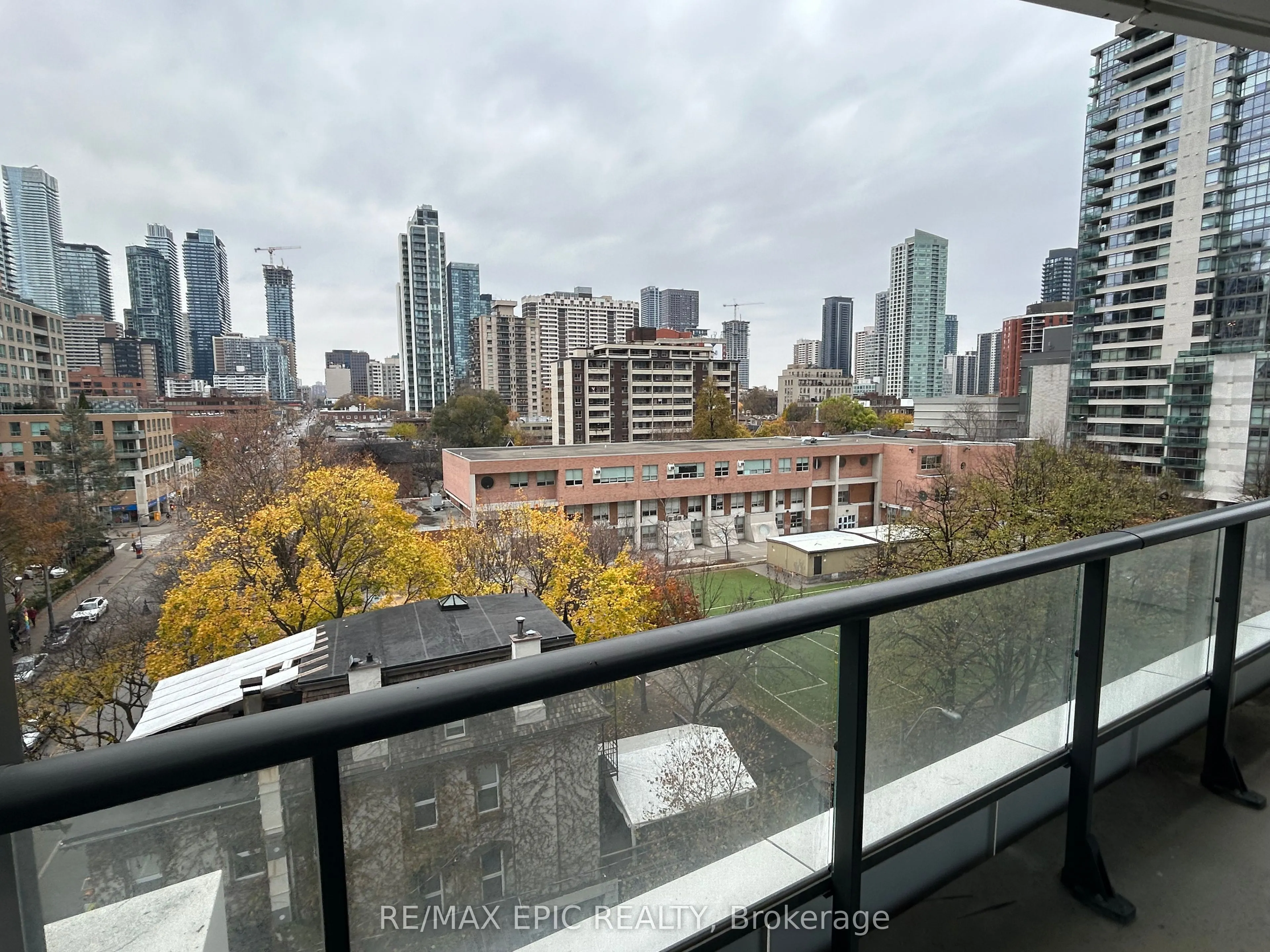 85 Wood Street #811