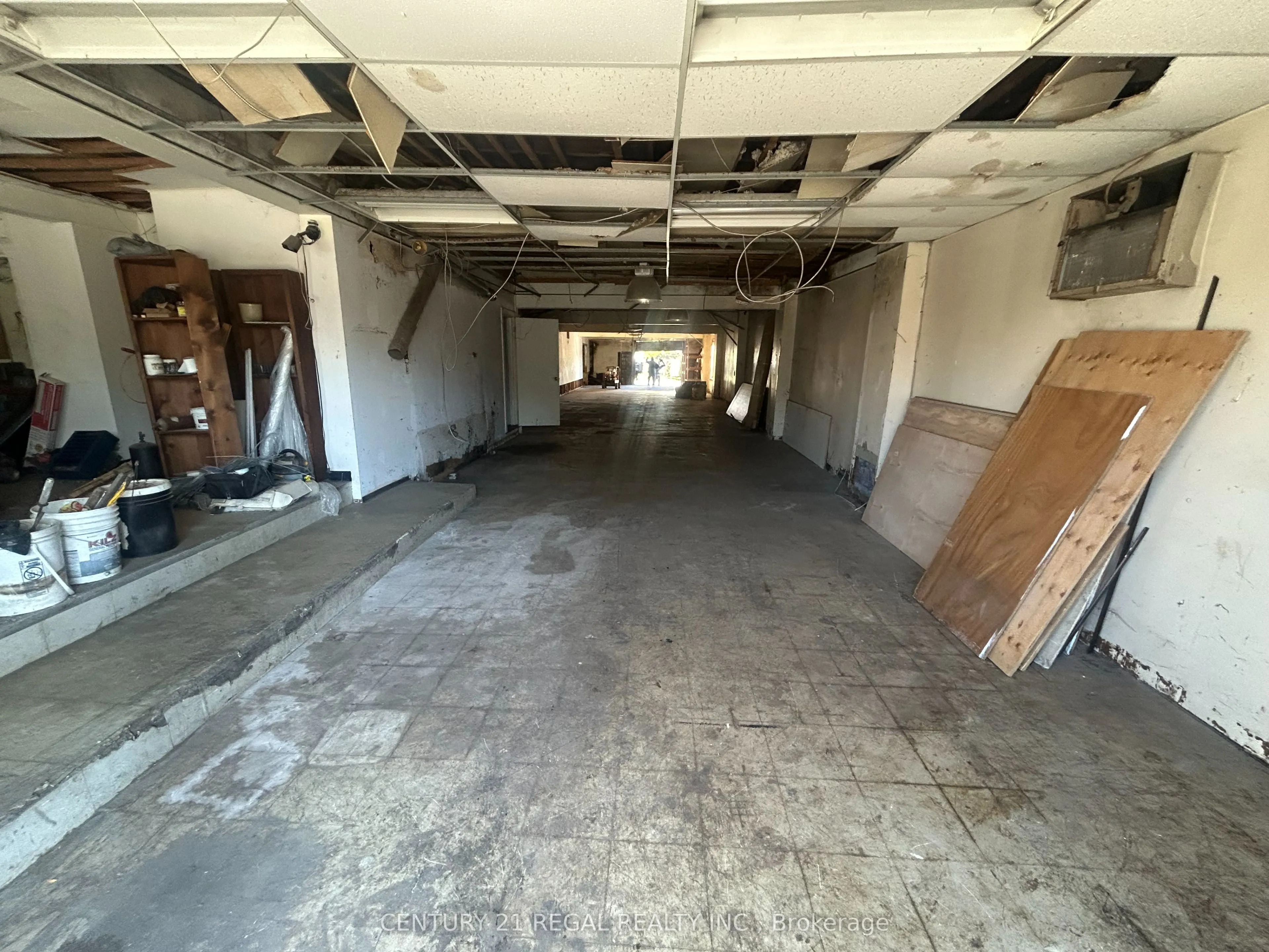 545 VAUGHAN Road