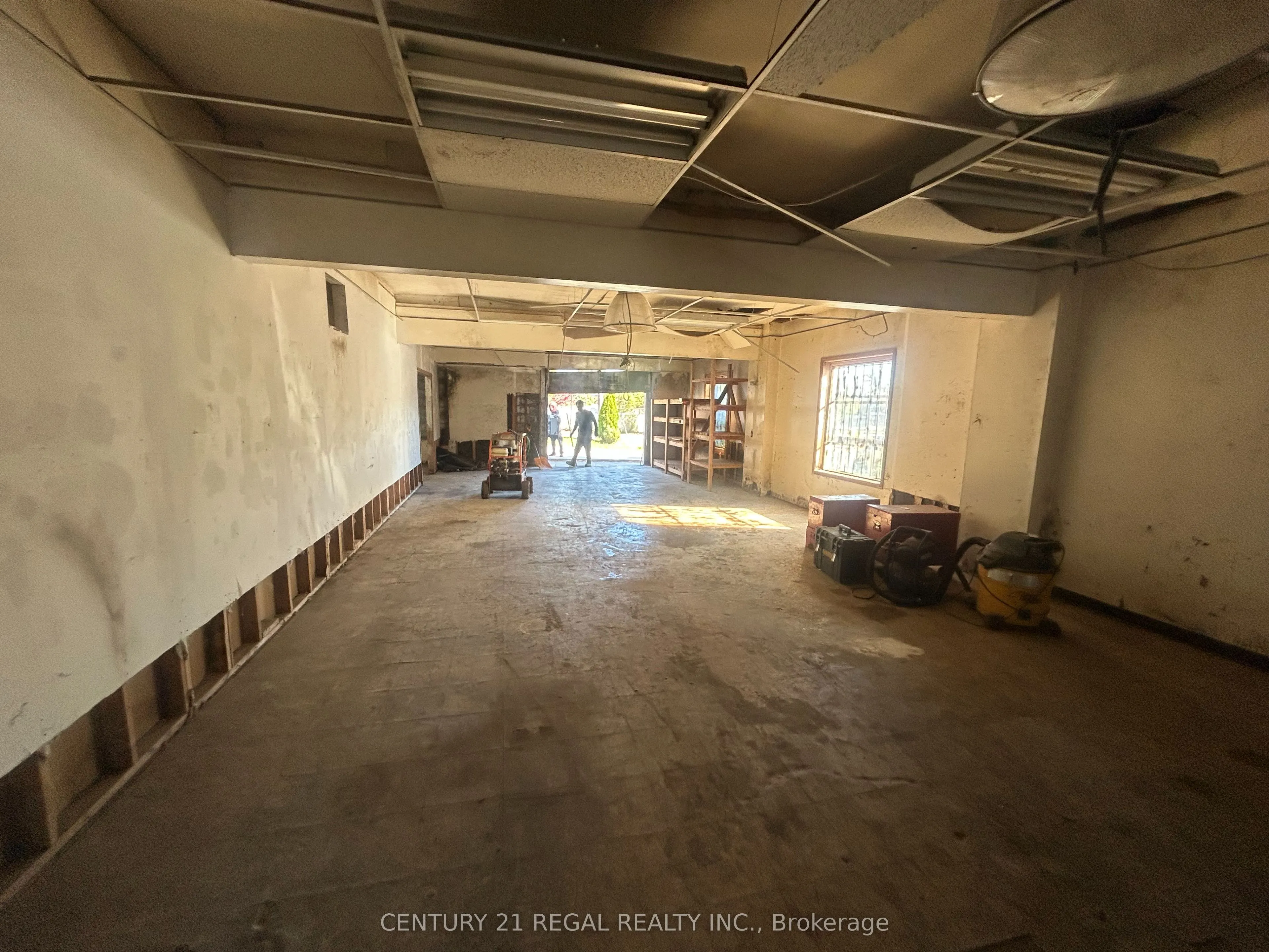 545 VAUGHAN Road