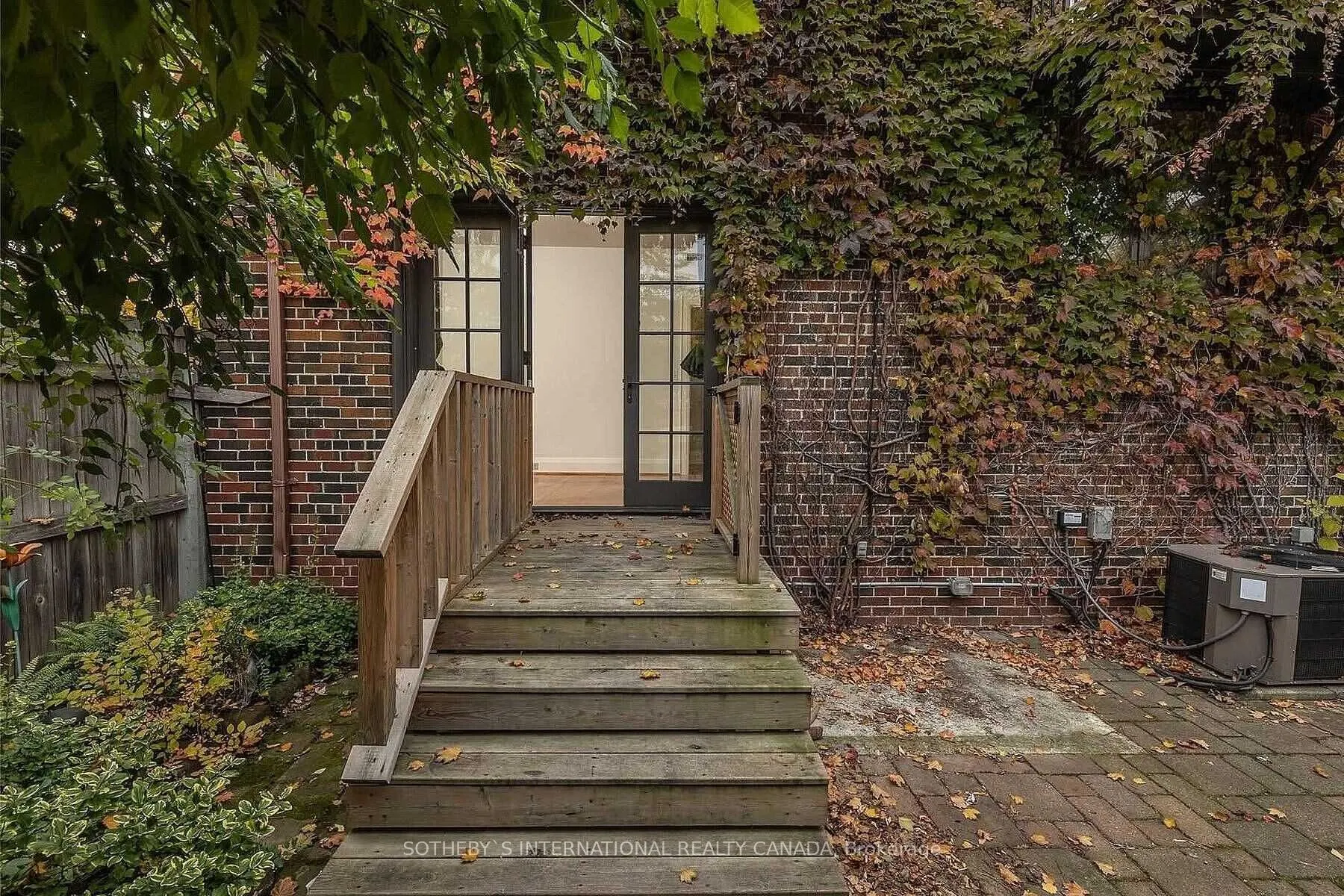 130 Highbourne Road #Main Fl
