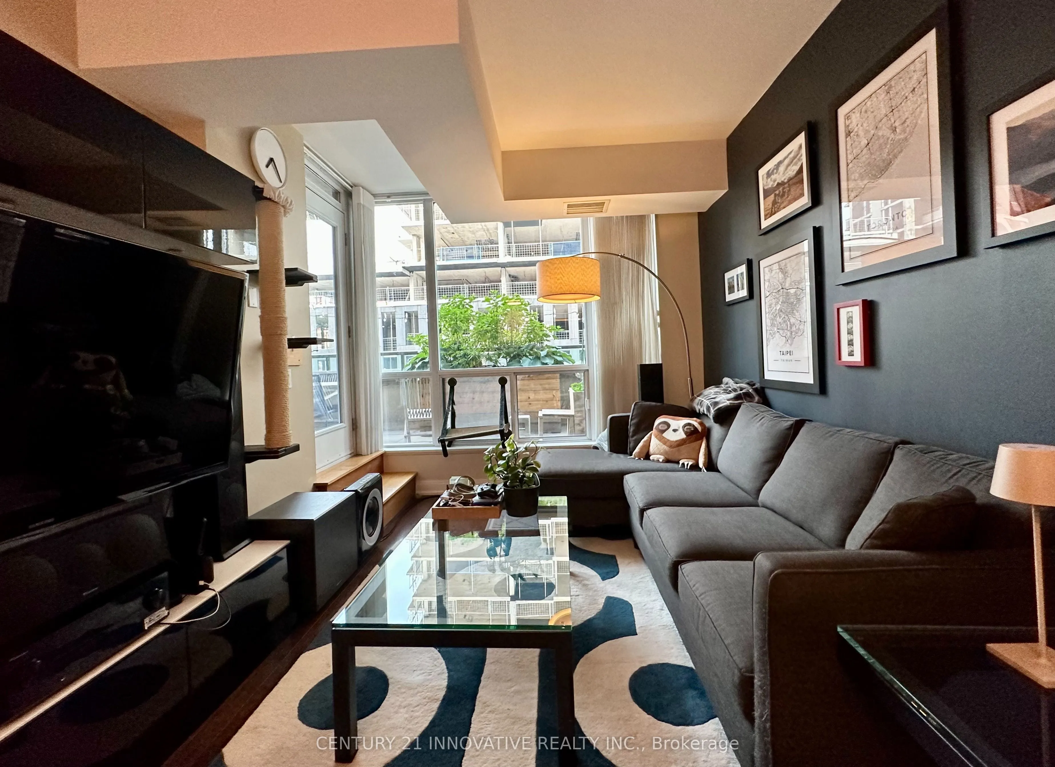 88 Broadway Avenue #405