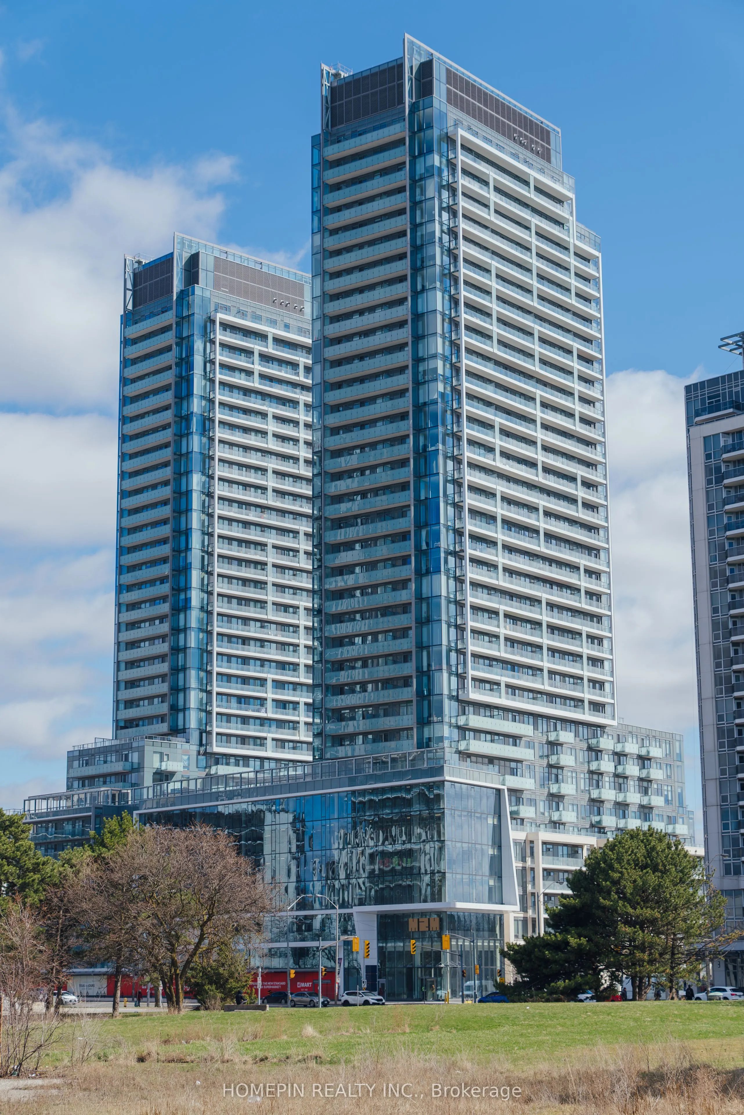 8 Olympic Garden Drive #S3402