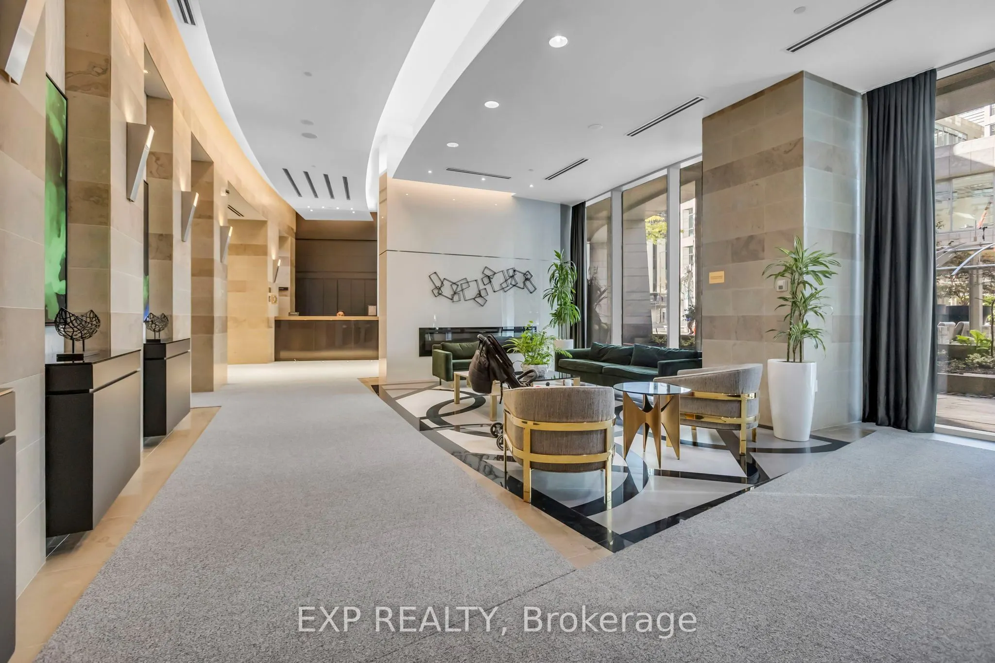 2181 Yonge Street #806