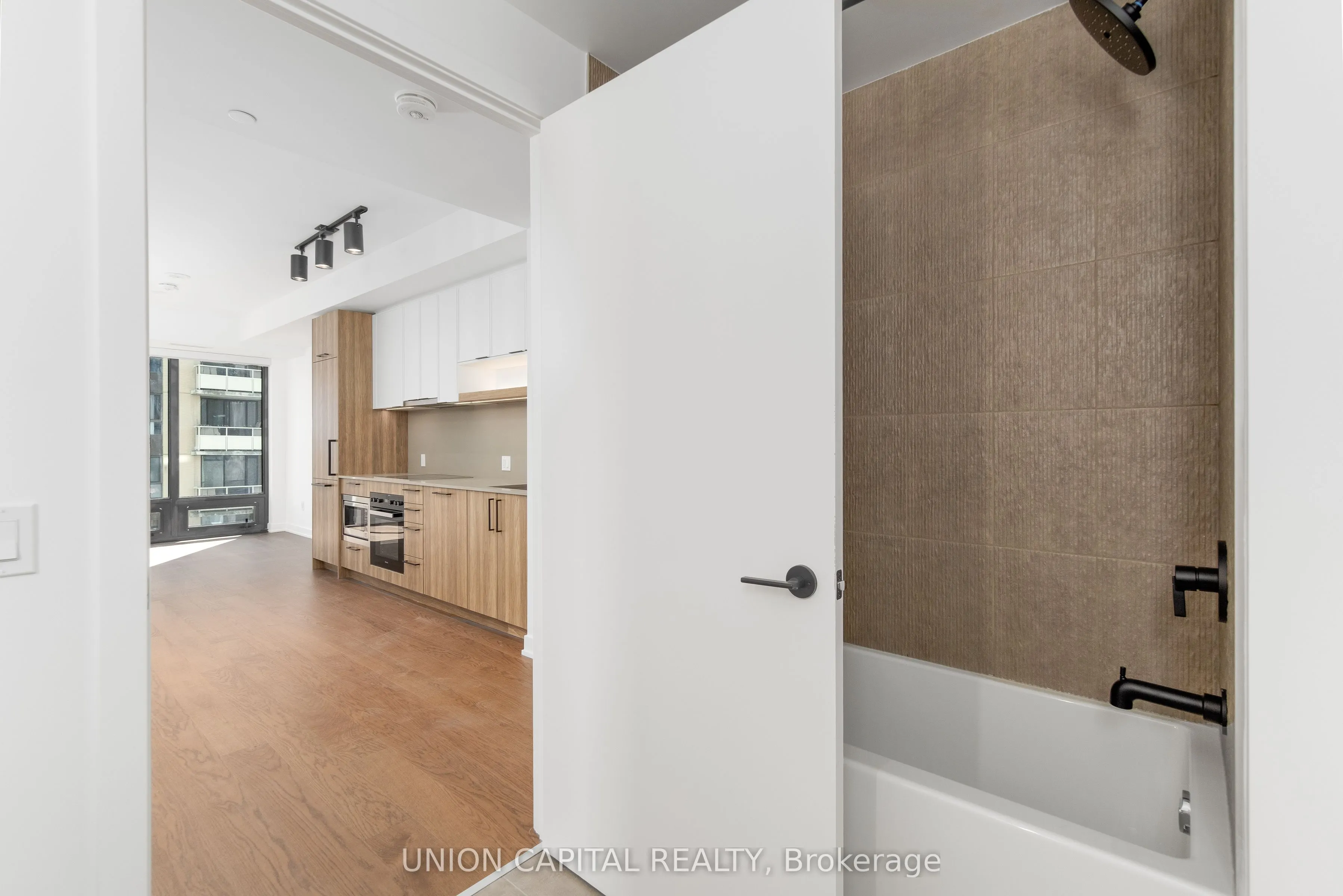 91 Montclair Avenue #1802