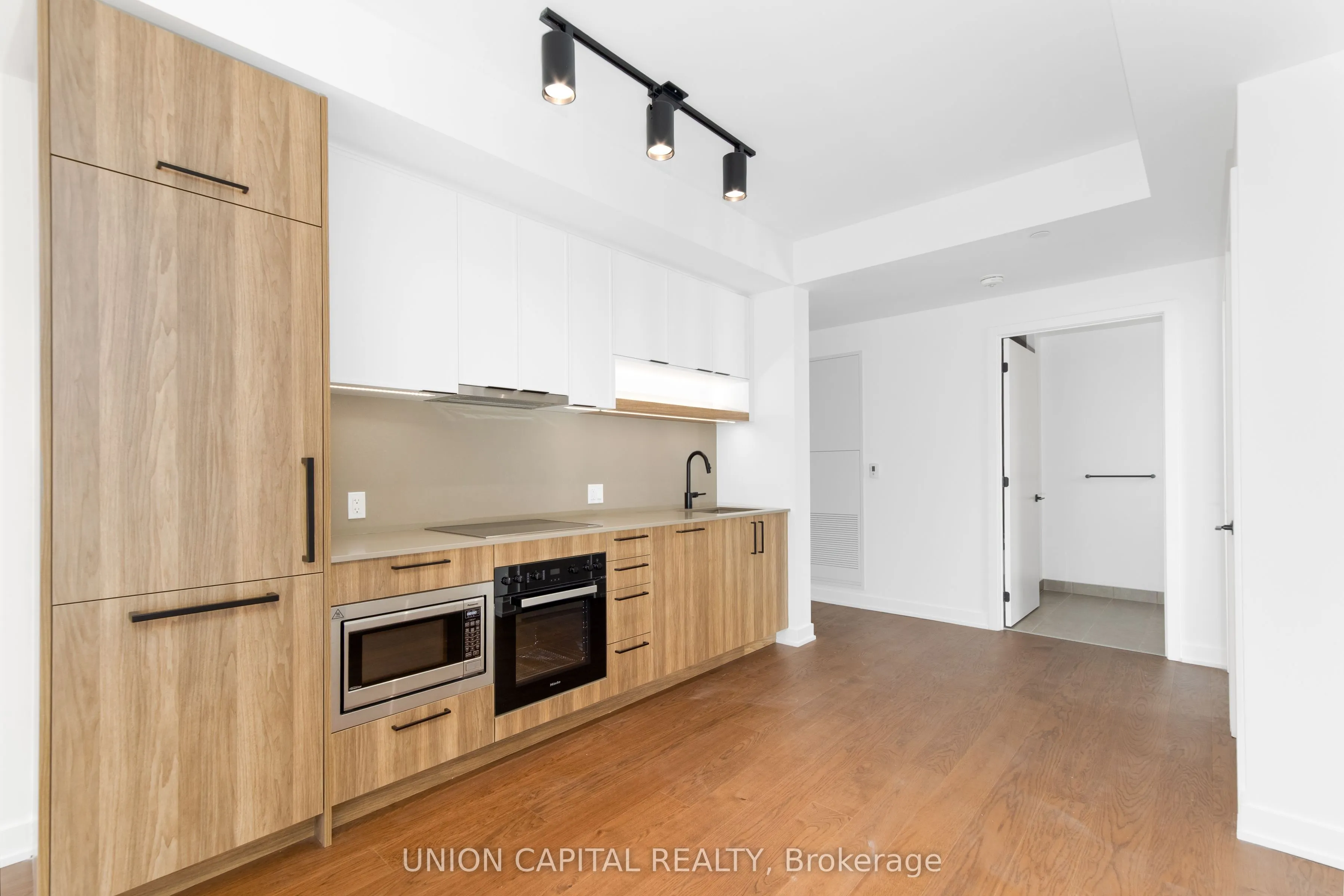 91 Montclair Avenue #1802