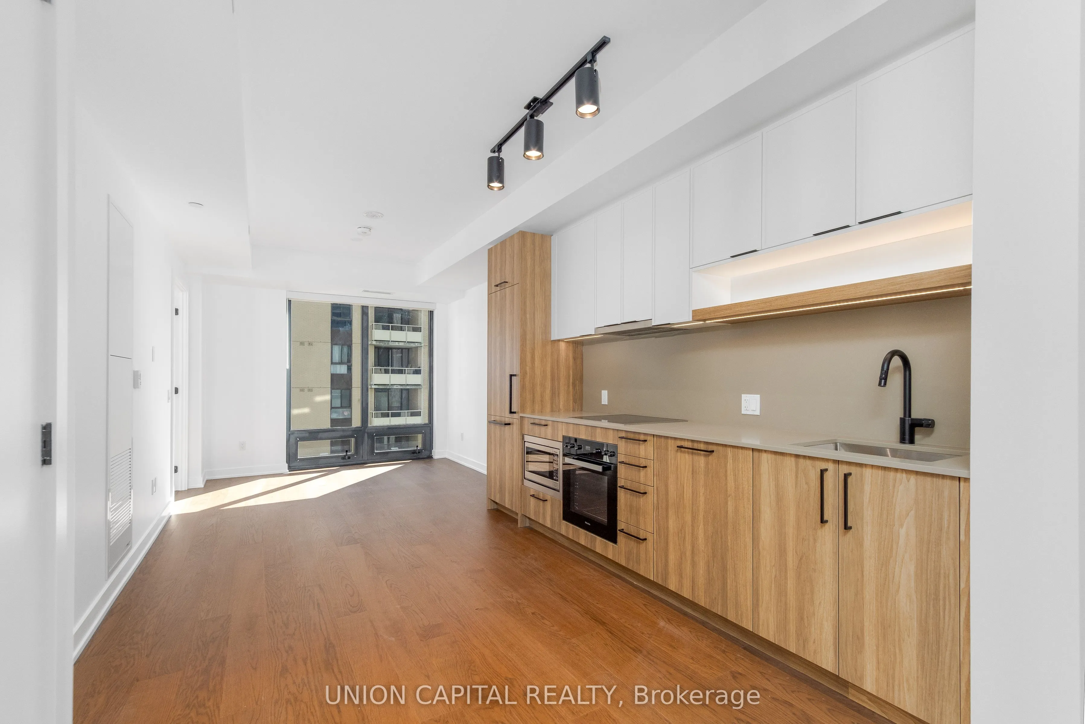 91 Montclair Avenue #1802