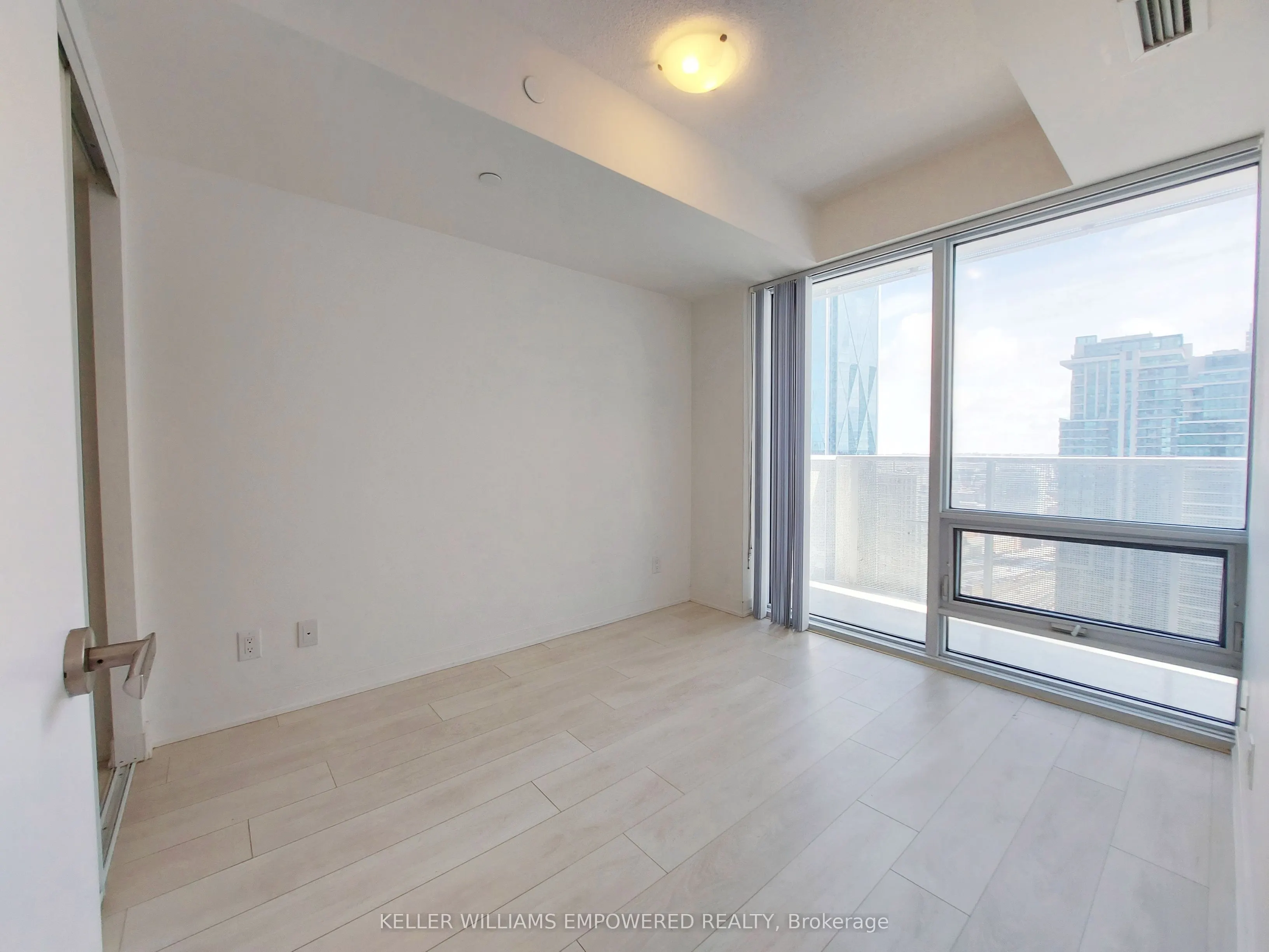 100 Harbour Street #4406
