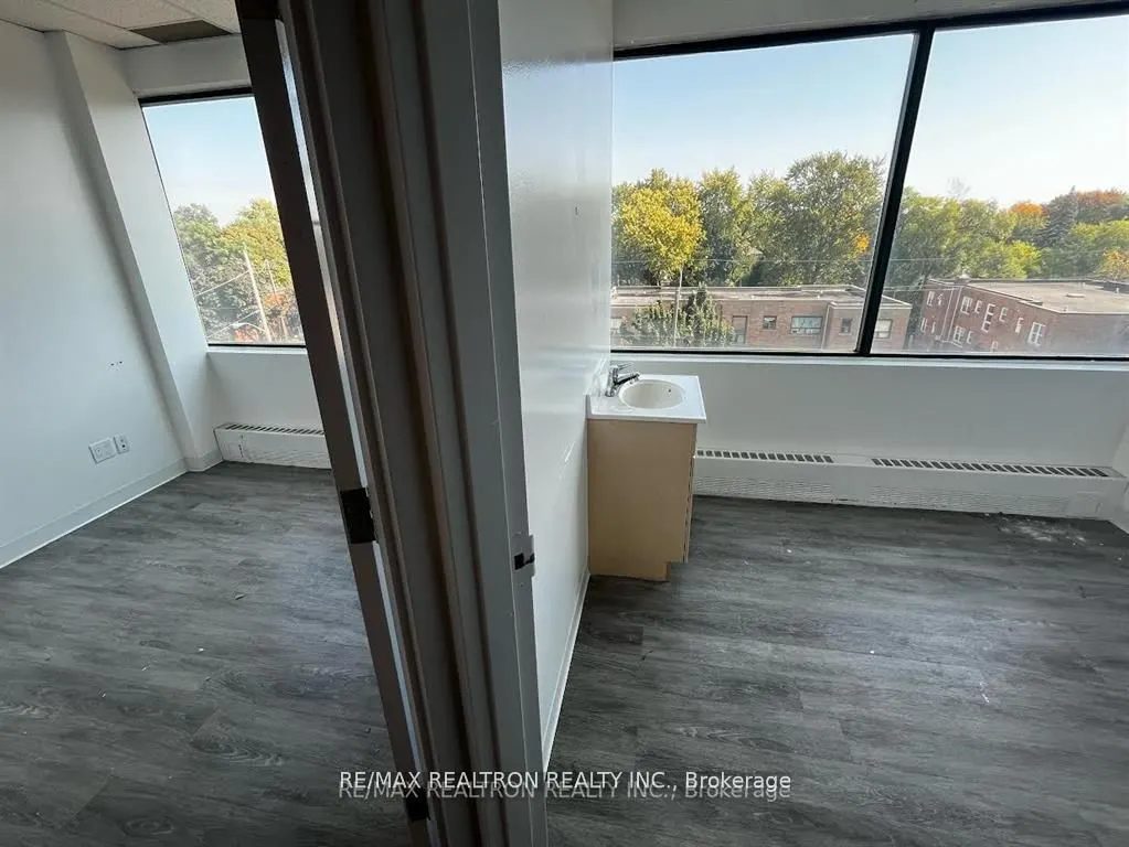 3910 Bathurst Street #305