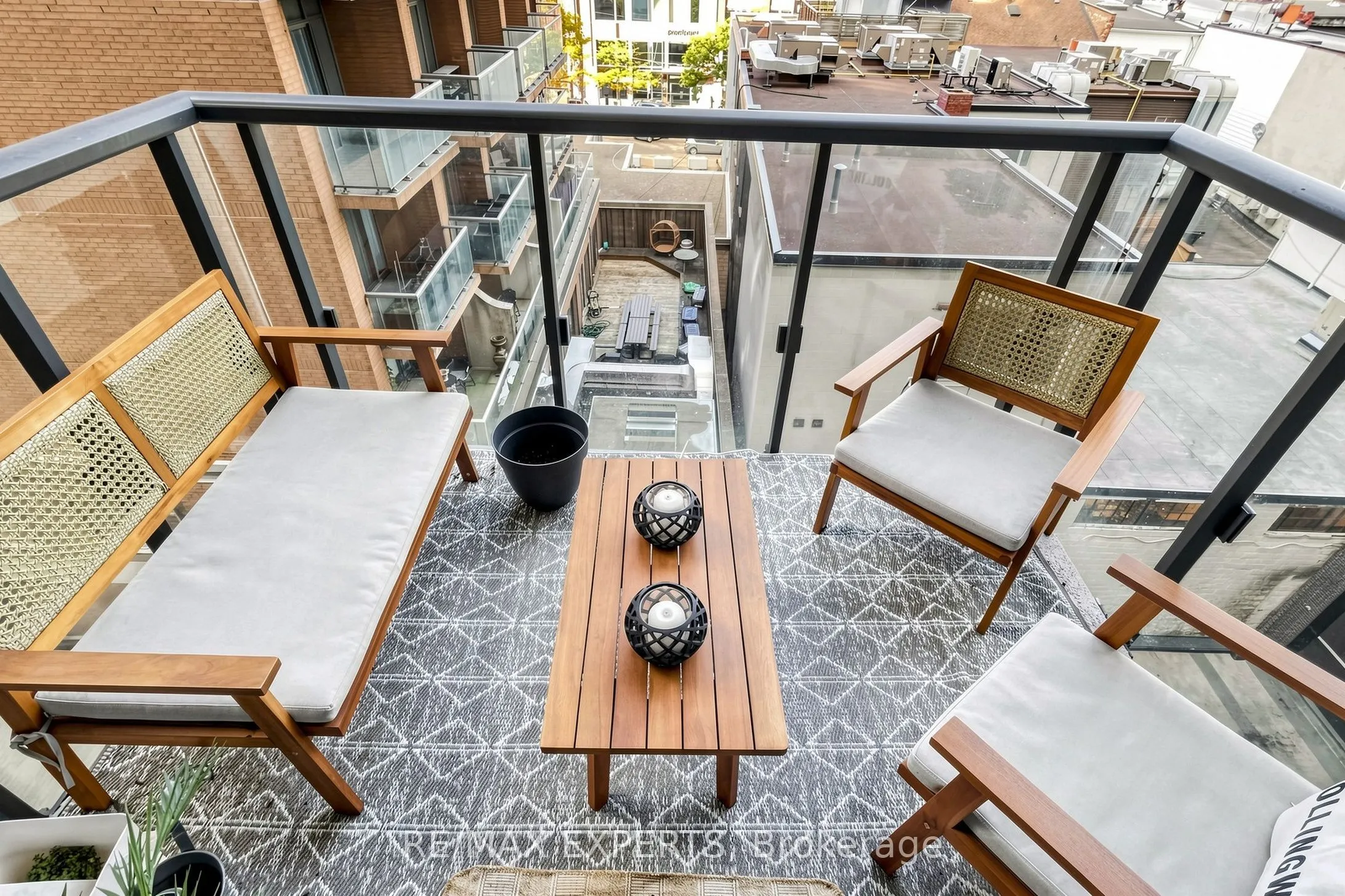 158 Front Street #510