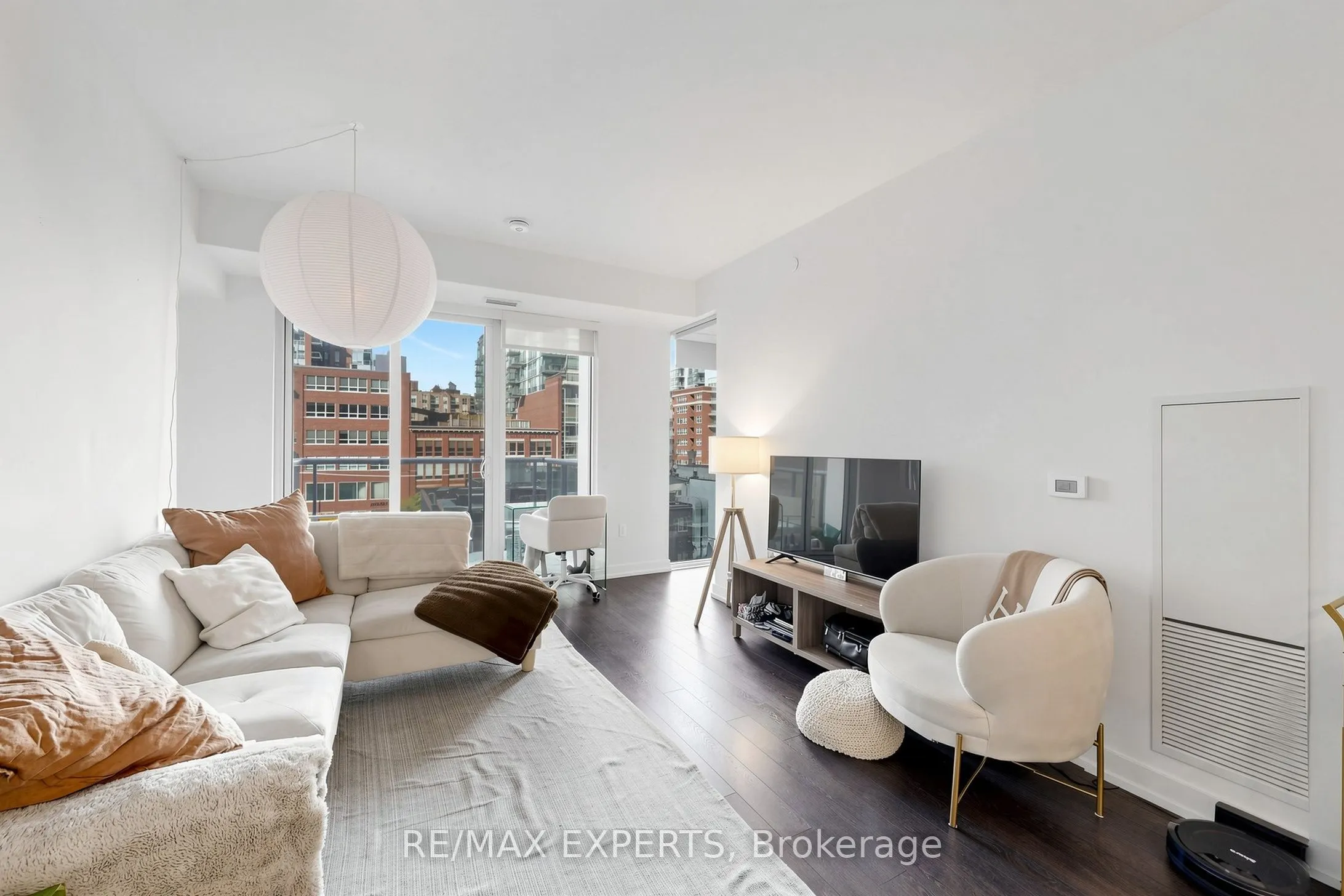 158 Front Street #510