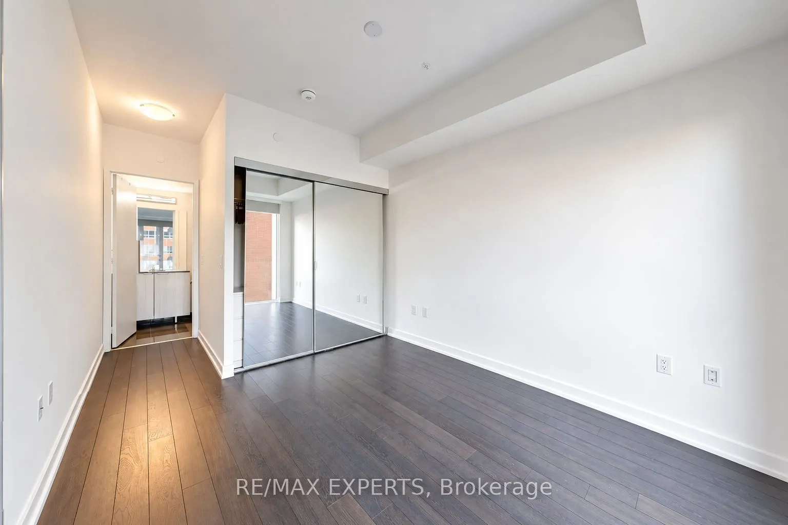 158 Front Street #510