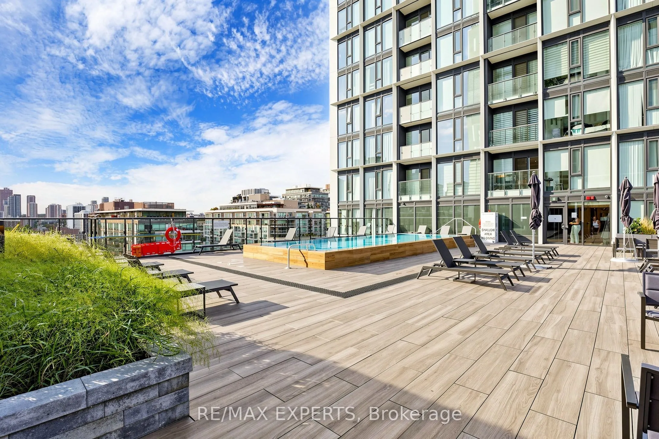 158 Front Street #510