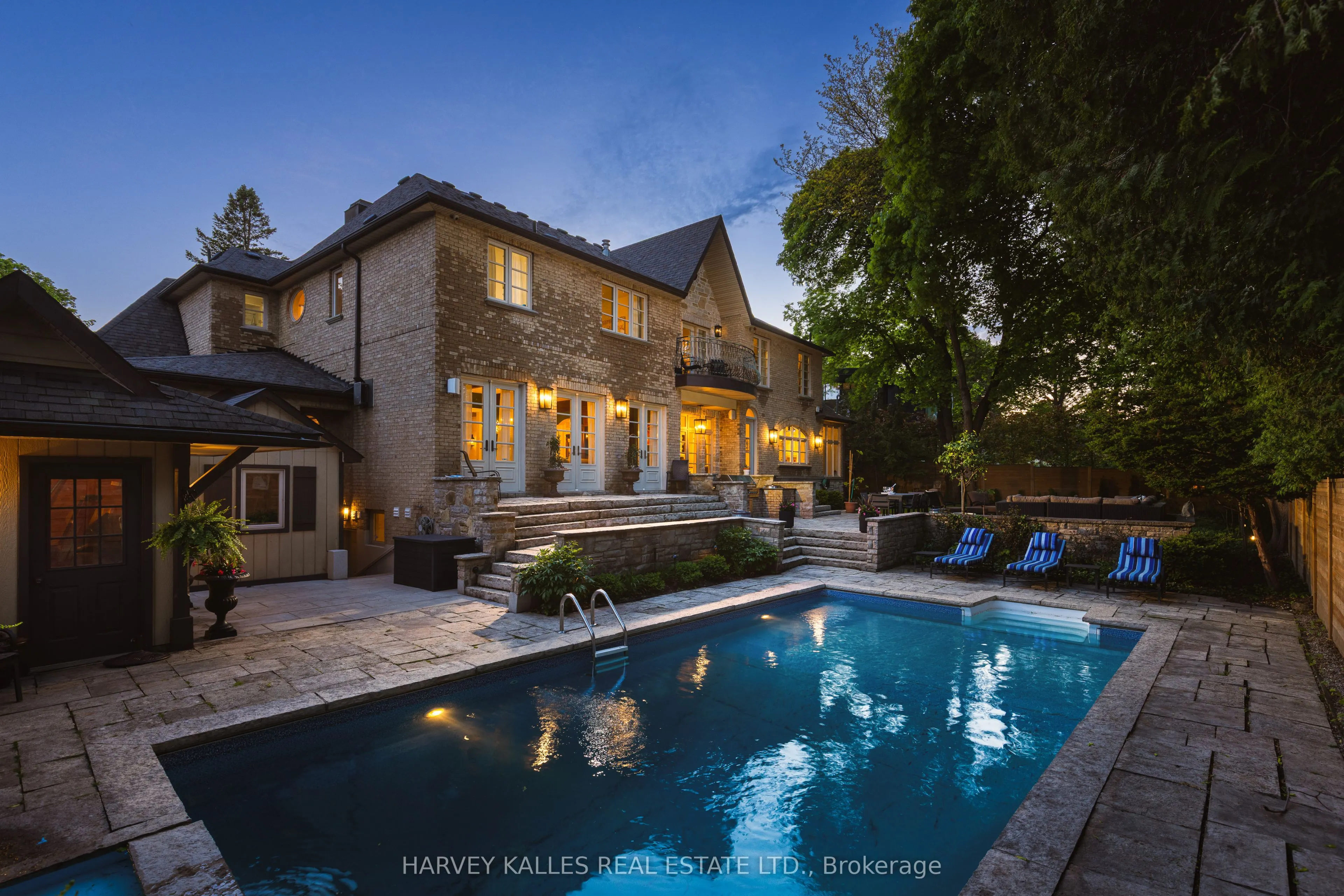 14 Denewood Crescent