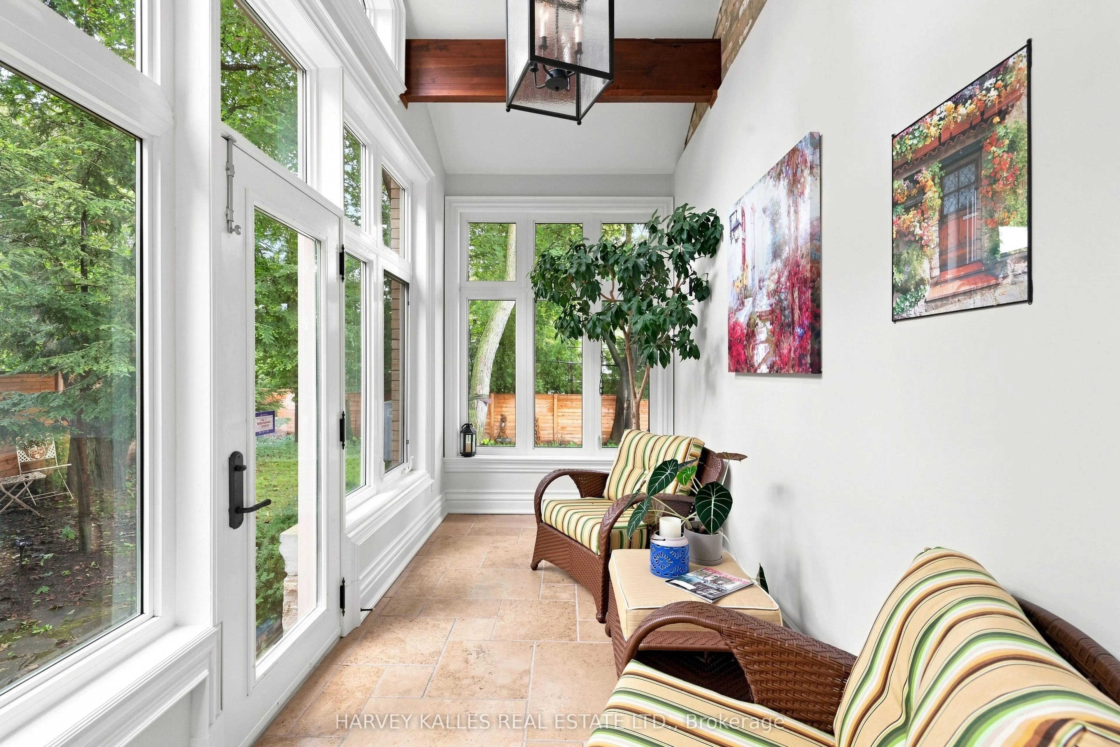 14 Denewood Crescent