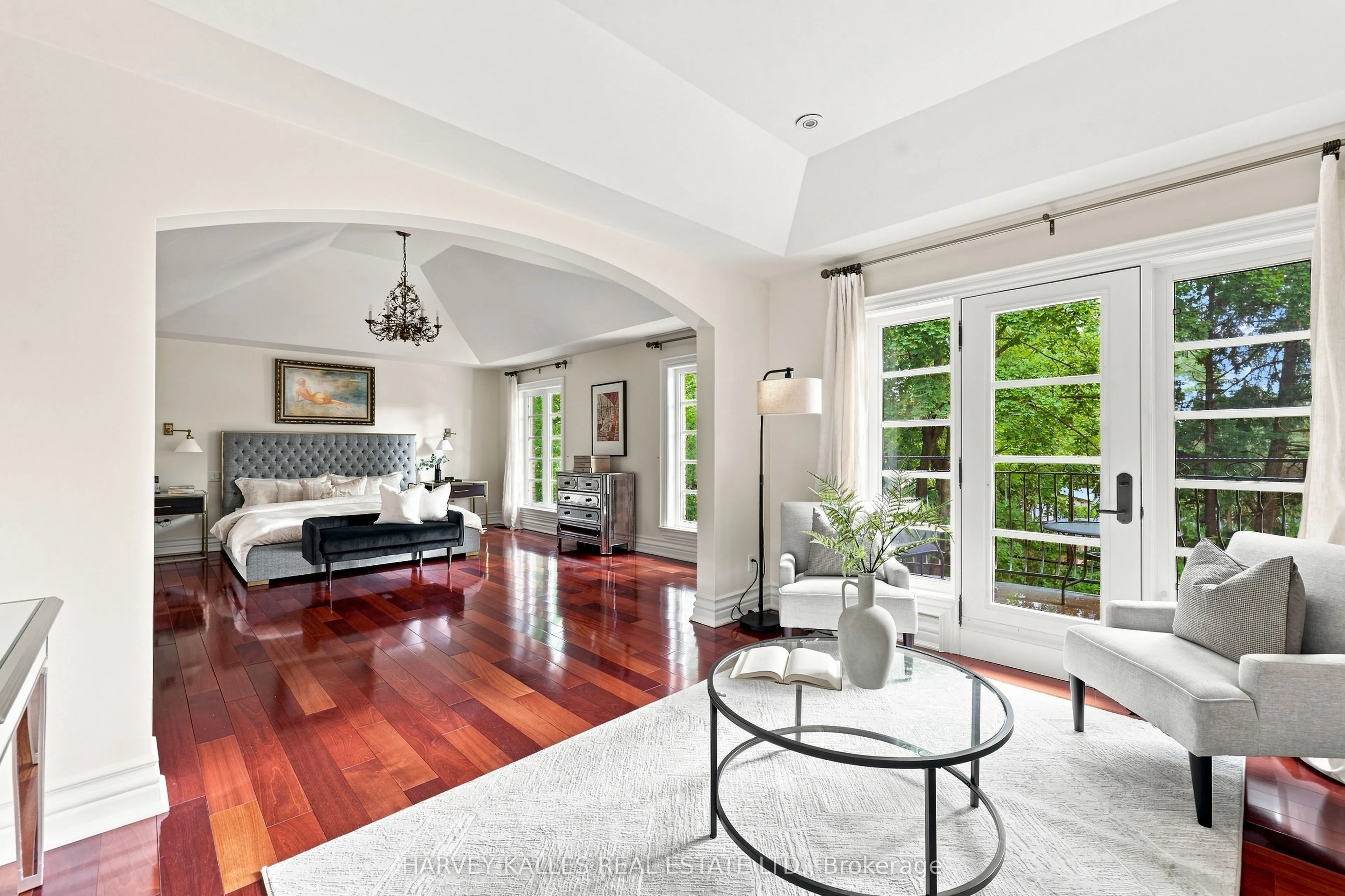 14 Denewood Crescent