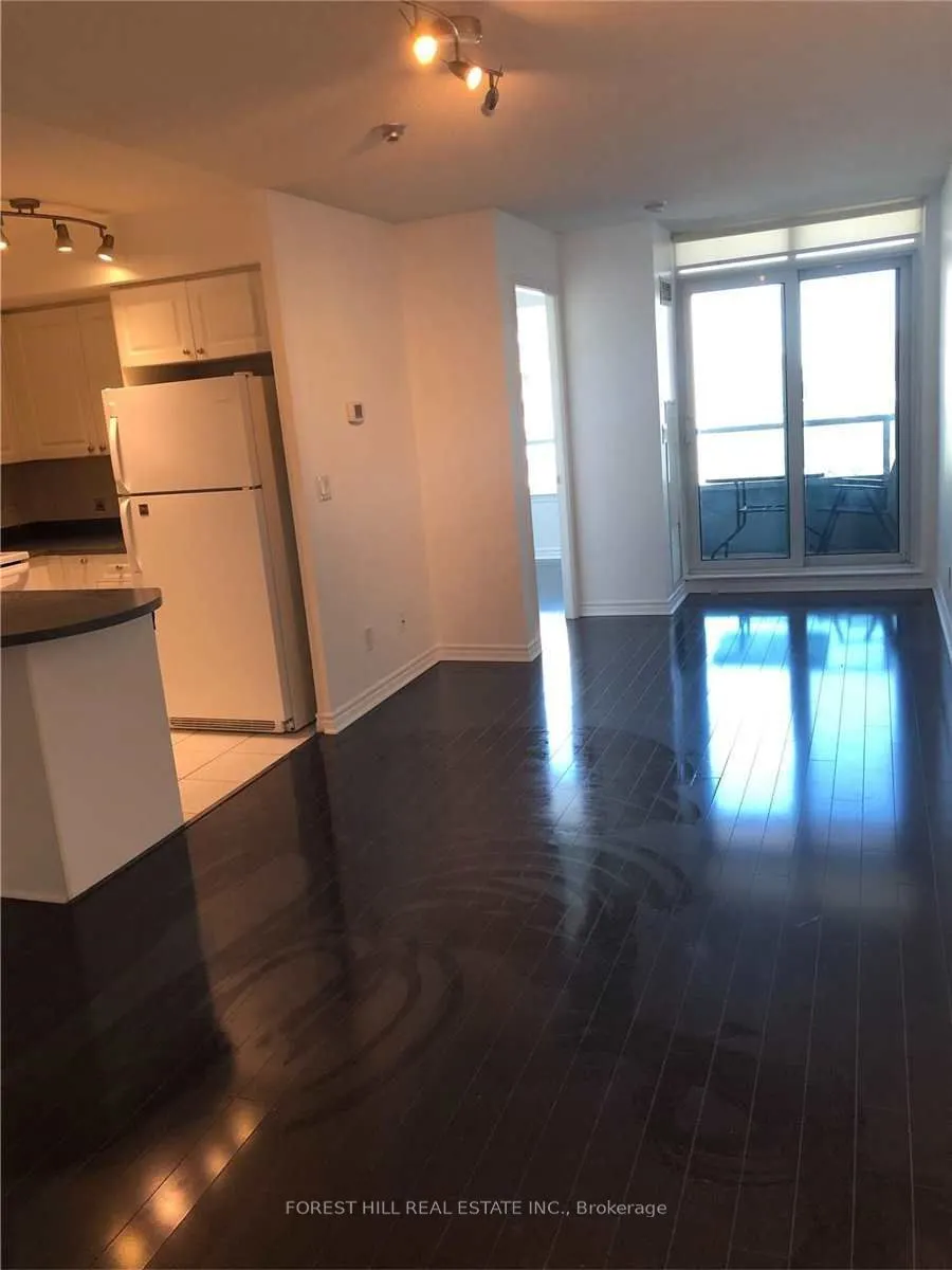 17 Barberry Place #1403