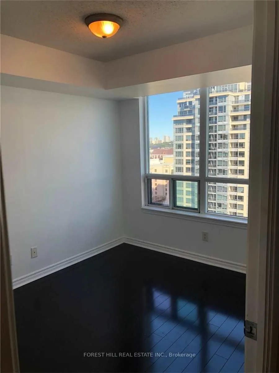 17 Barberry Place #1403