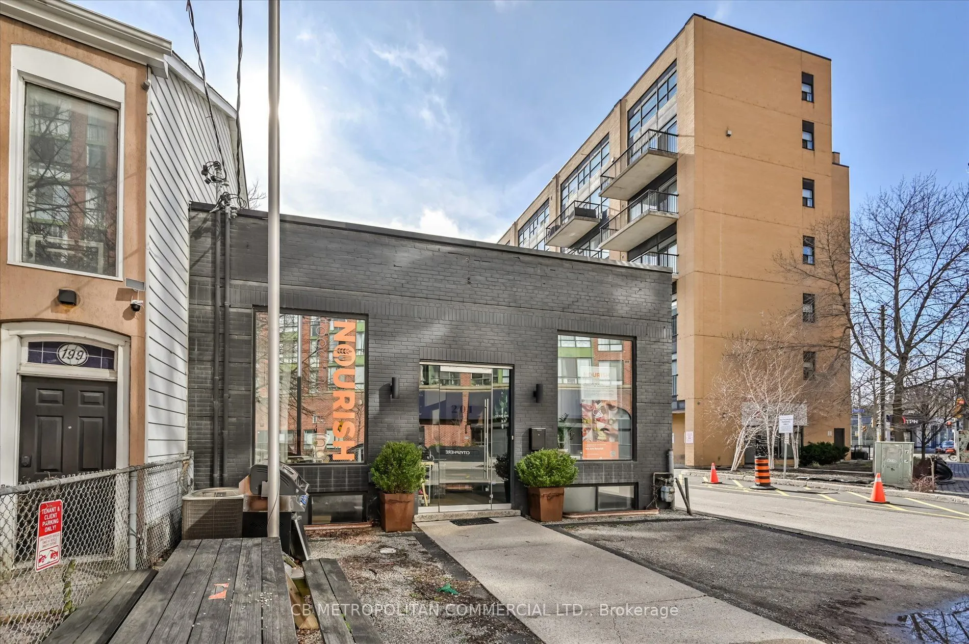 201 Niagara Street