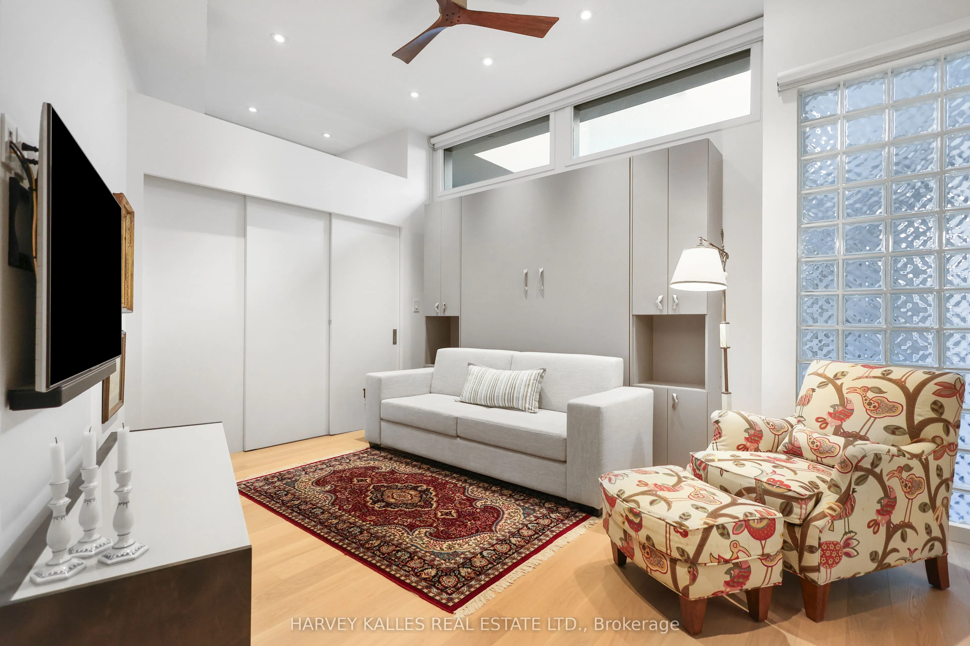295 Davenport Road #201