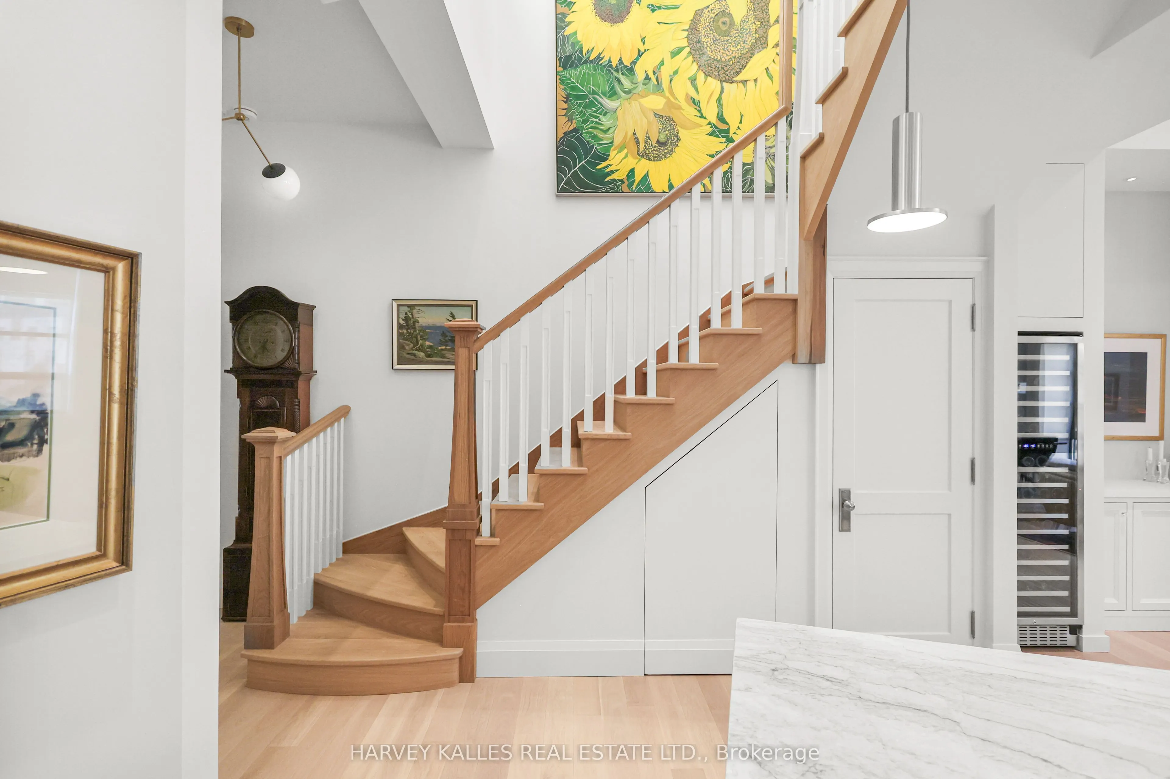 295 Davenport Road #201