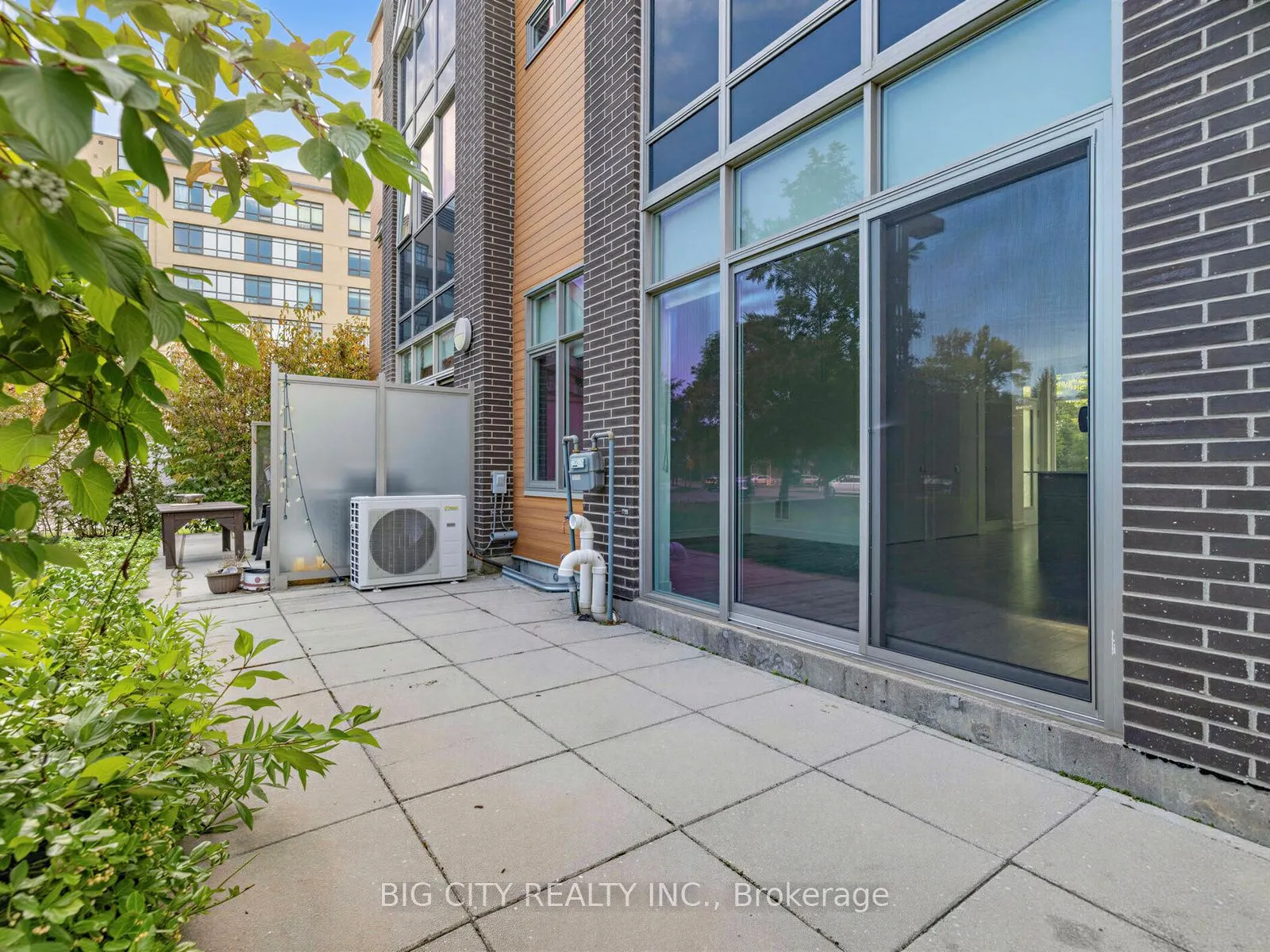 123 Parkway Forest Drive #Th05