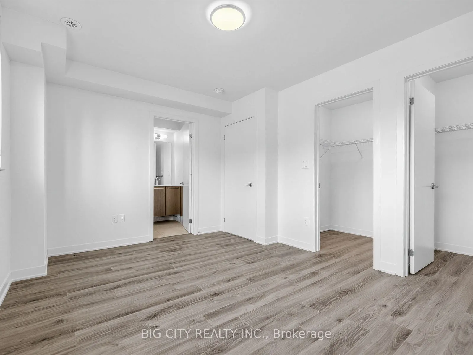 123 Parkway Forest Drive #Th05