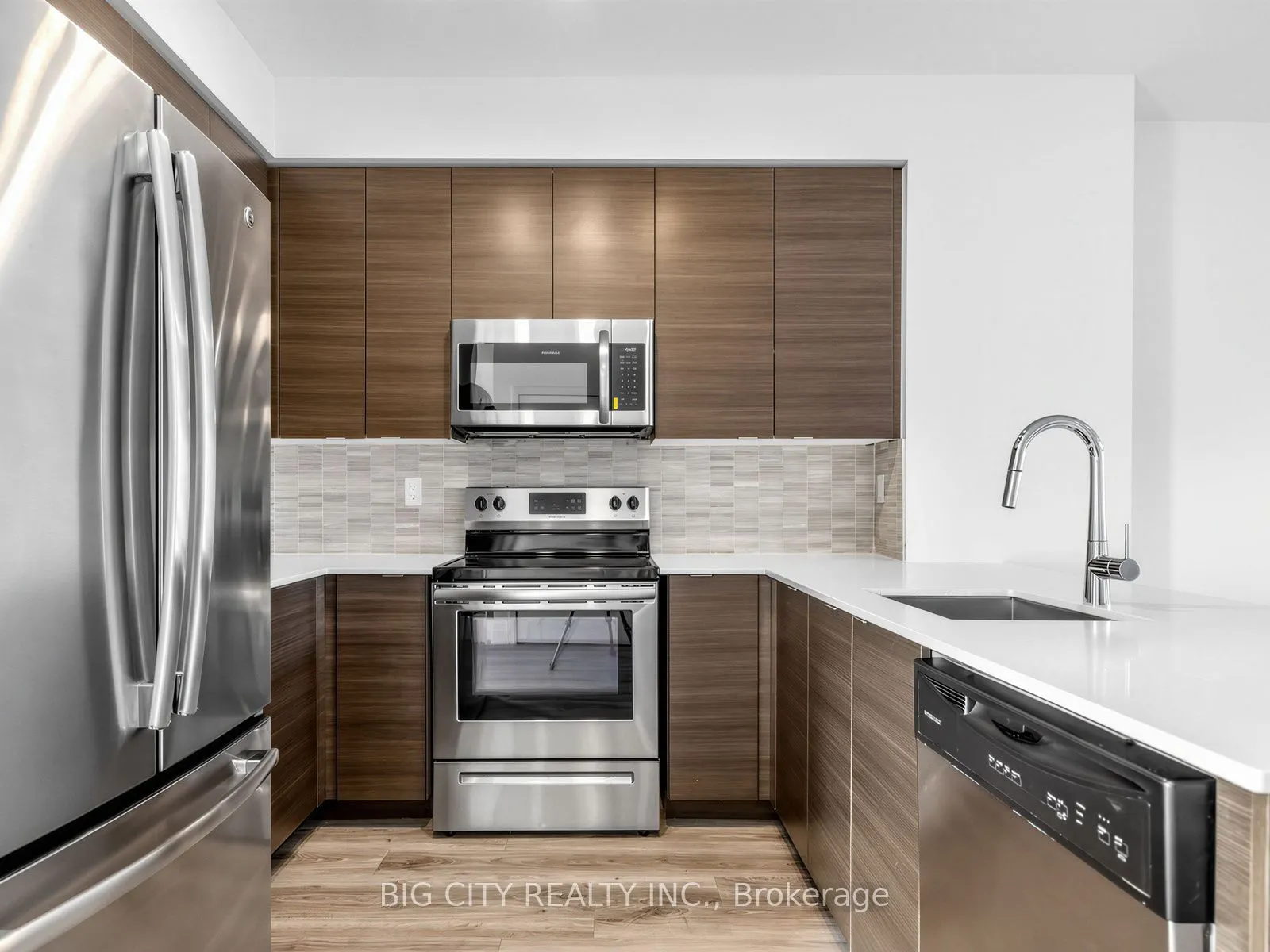 123 Parkway Forest Drive #Th05