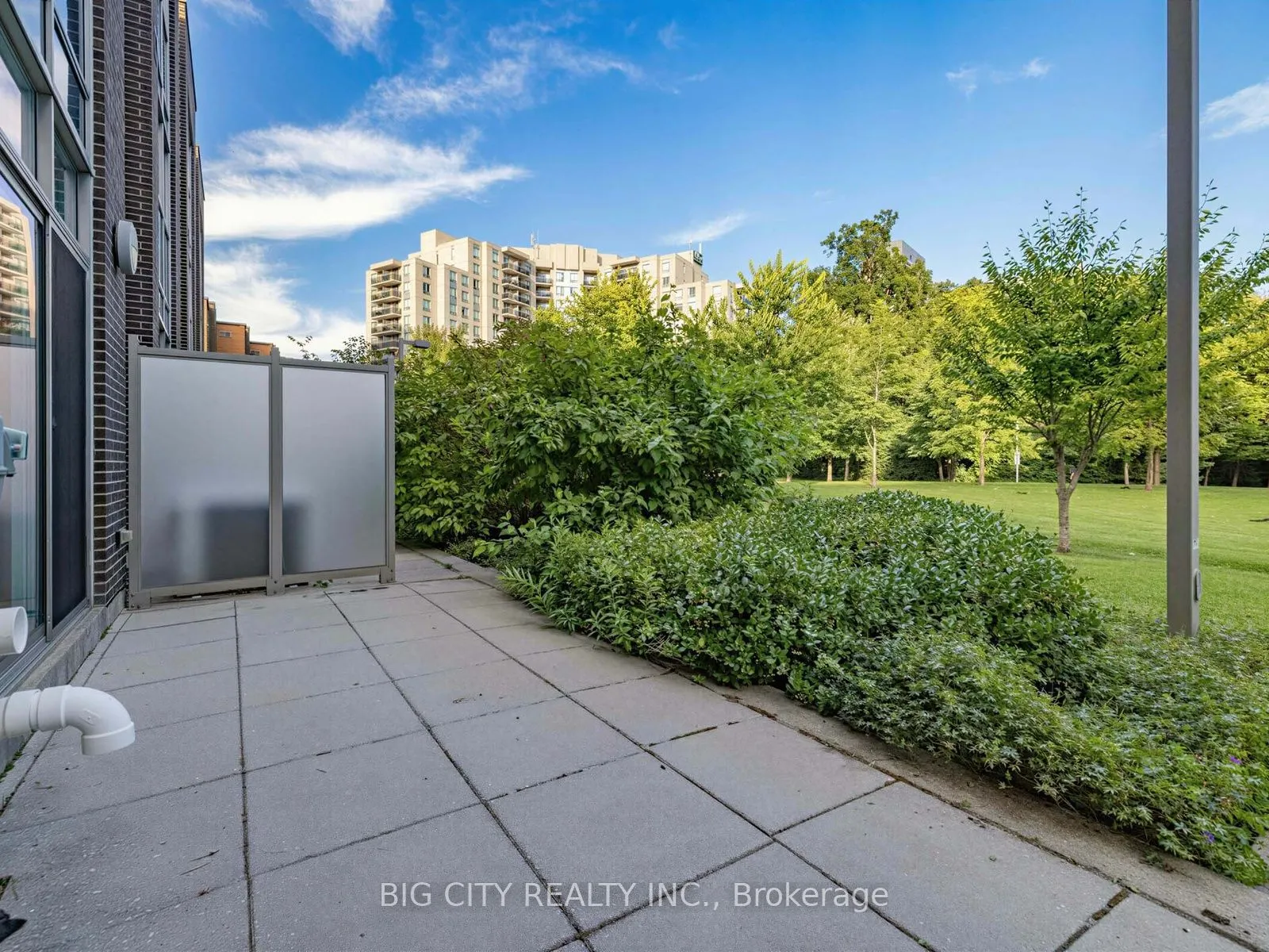 123 Parkway Forest Drive #Th05
