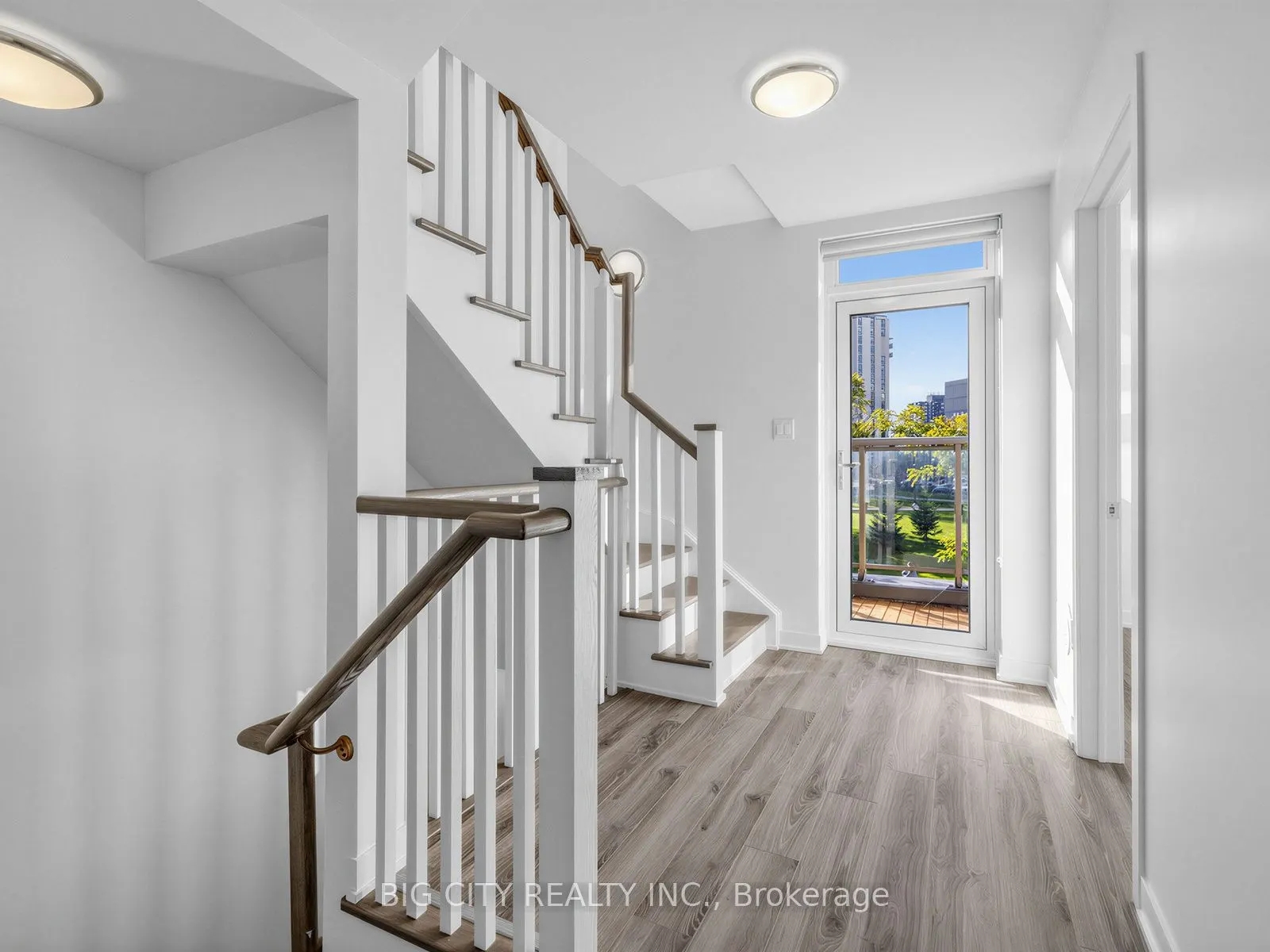 123 Parkway Forest Drive #Th05