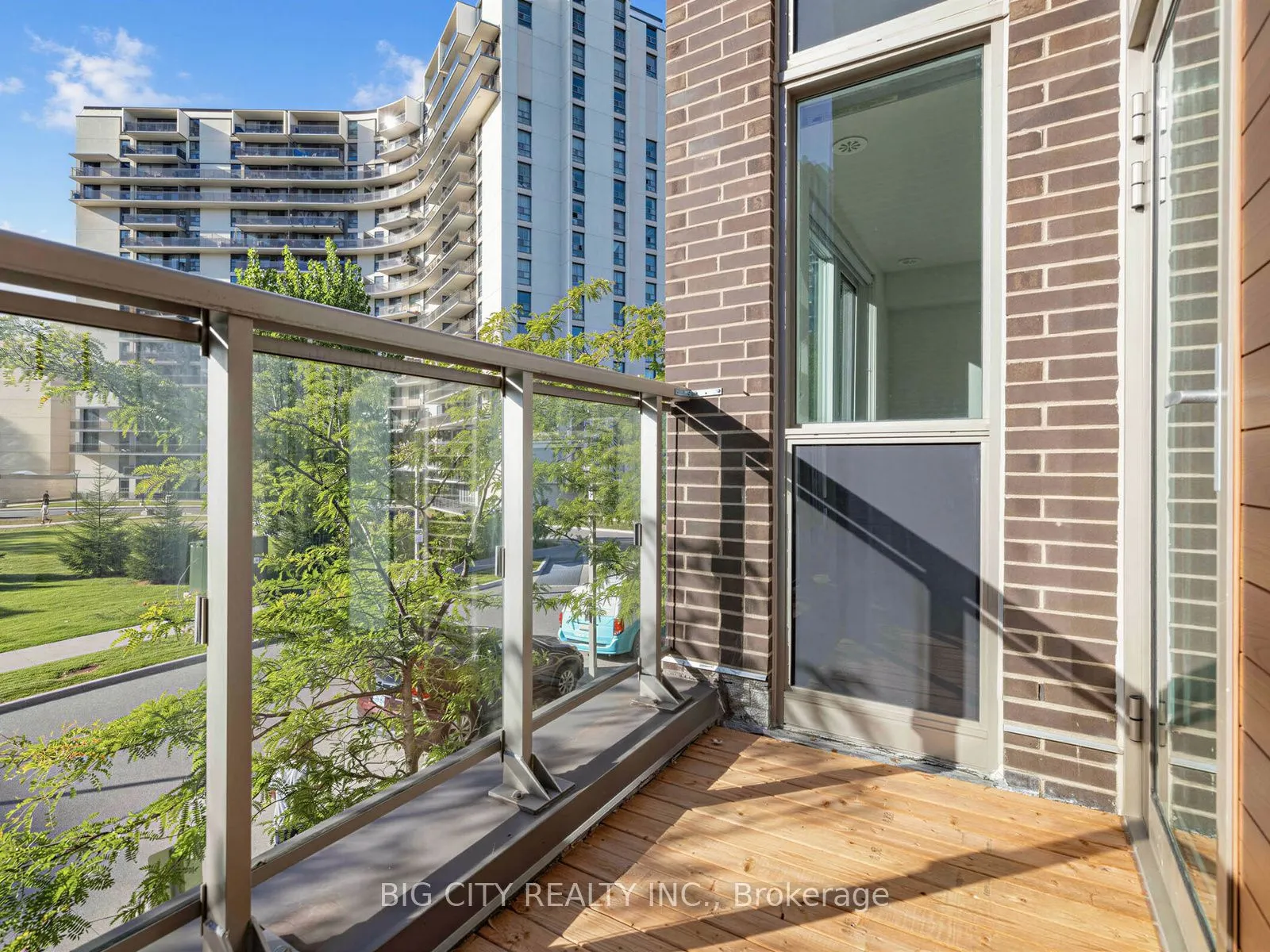 123 Parkway Forest Drive #Th05