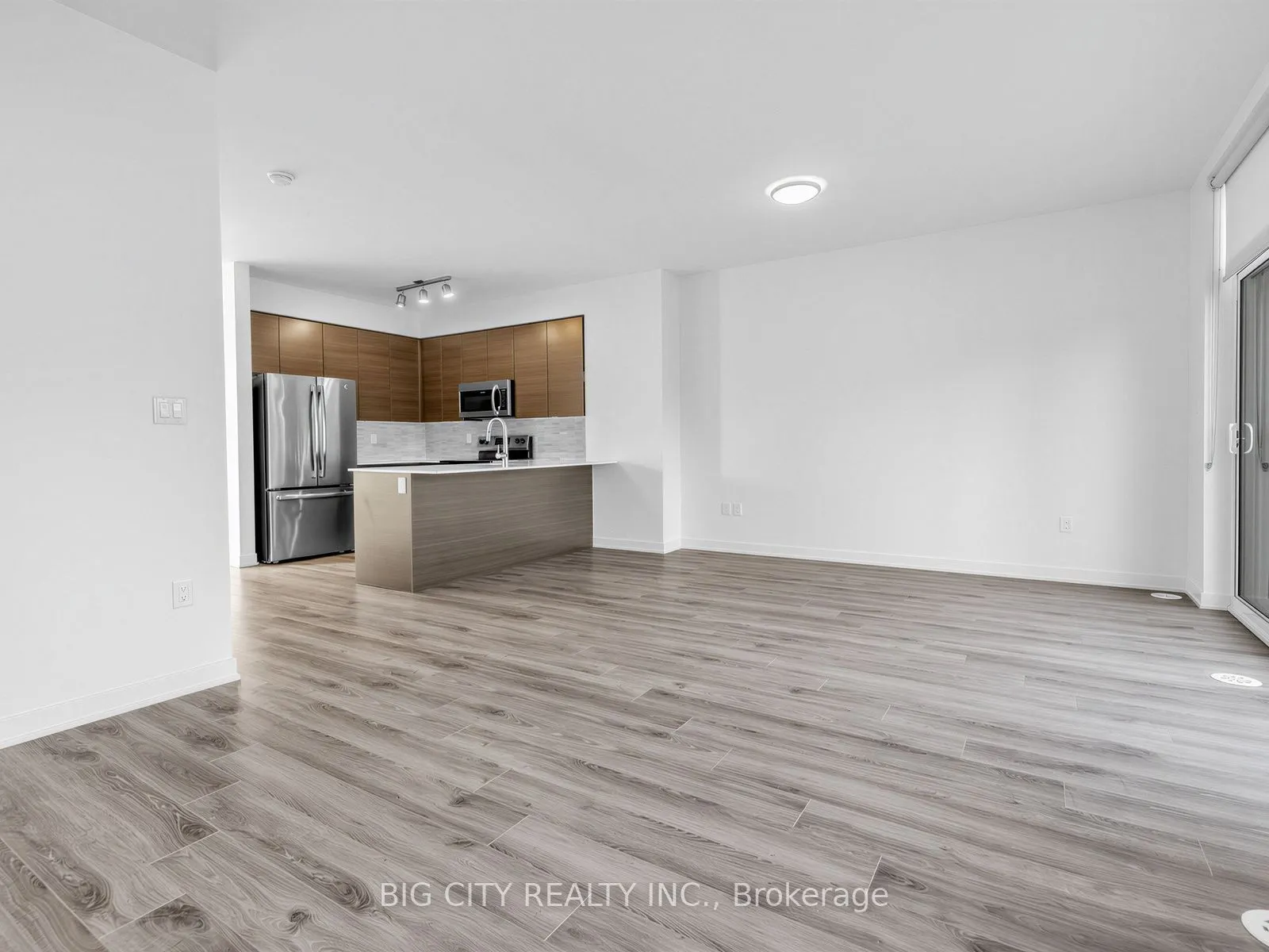 123 Parkway Forest Drive #Th05