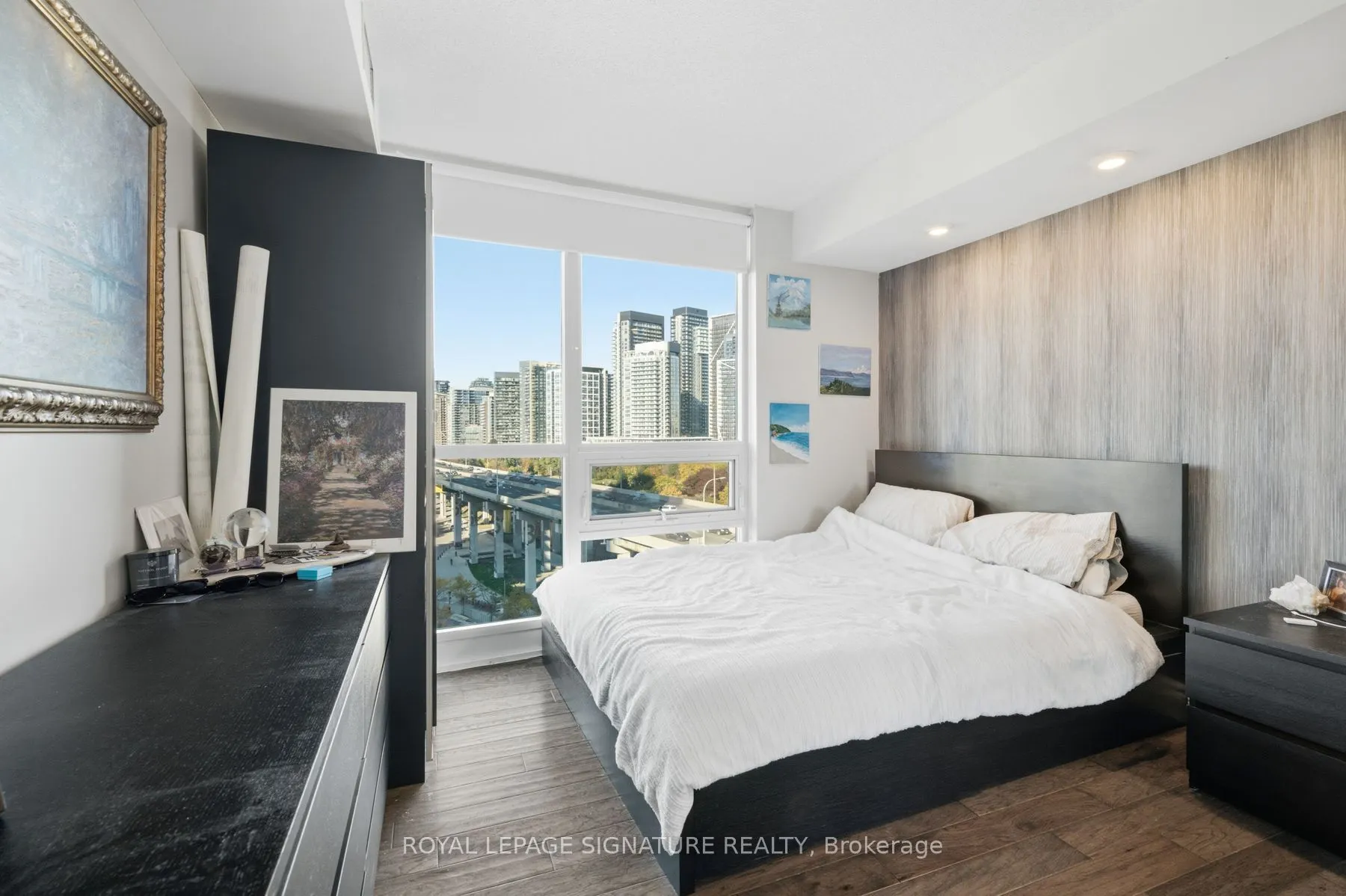 209 Fort York Boulevard #1359
