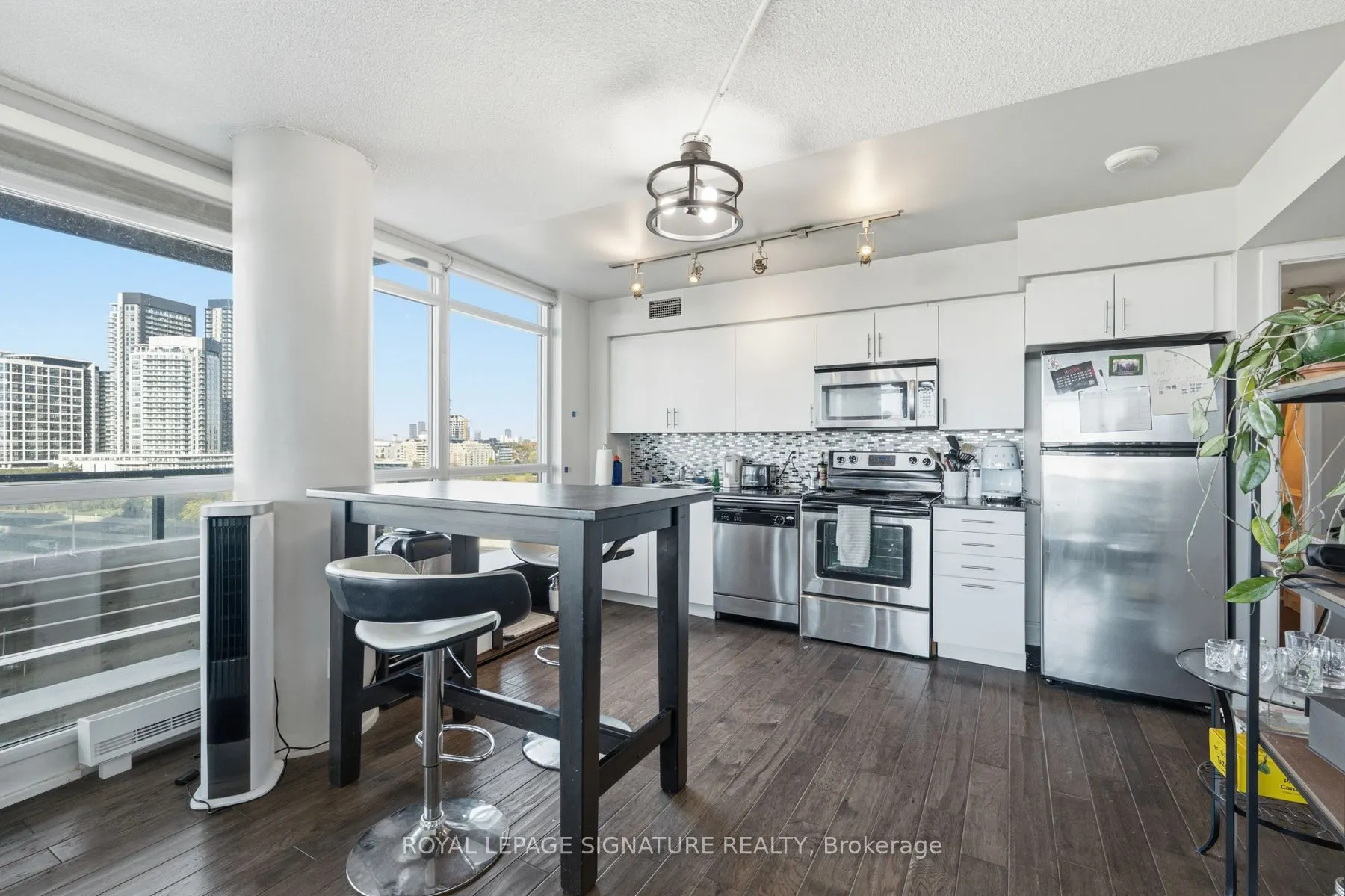 209 Fort York Boulevard #1359