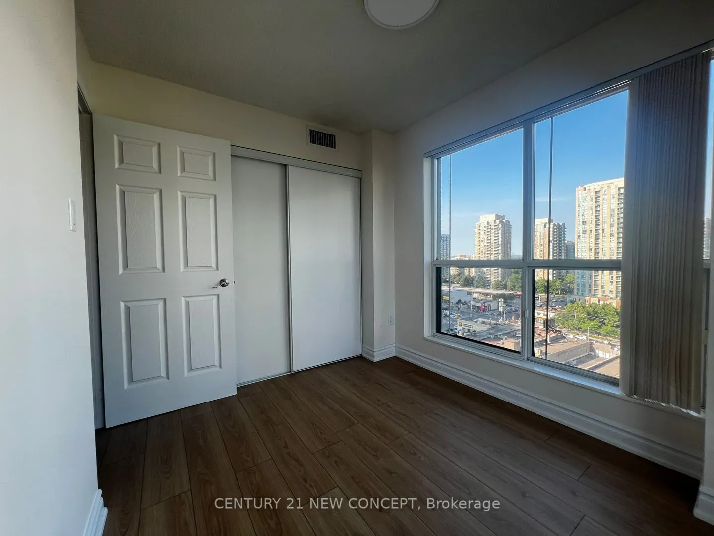 7 Lorraine Drive #1703