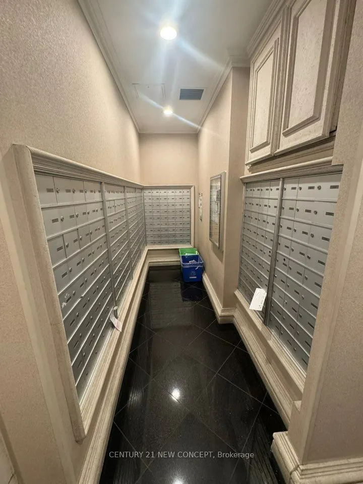 7 Lorraine Drive #1703