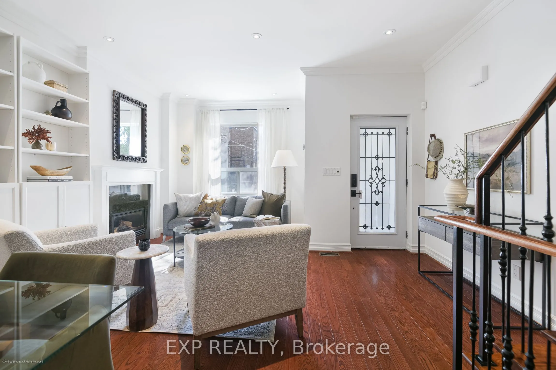 6 Louise Avenue