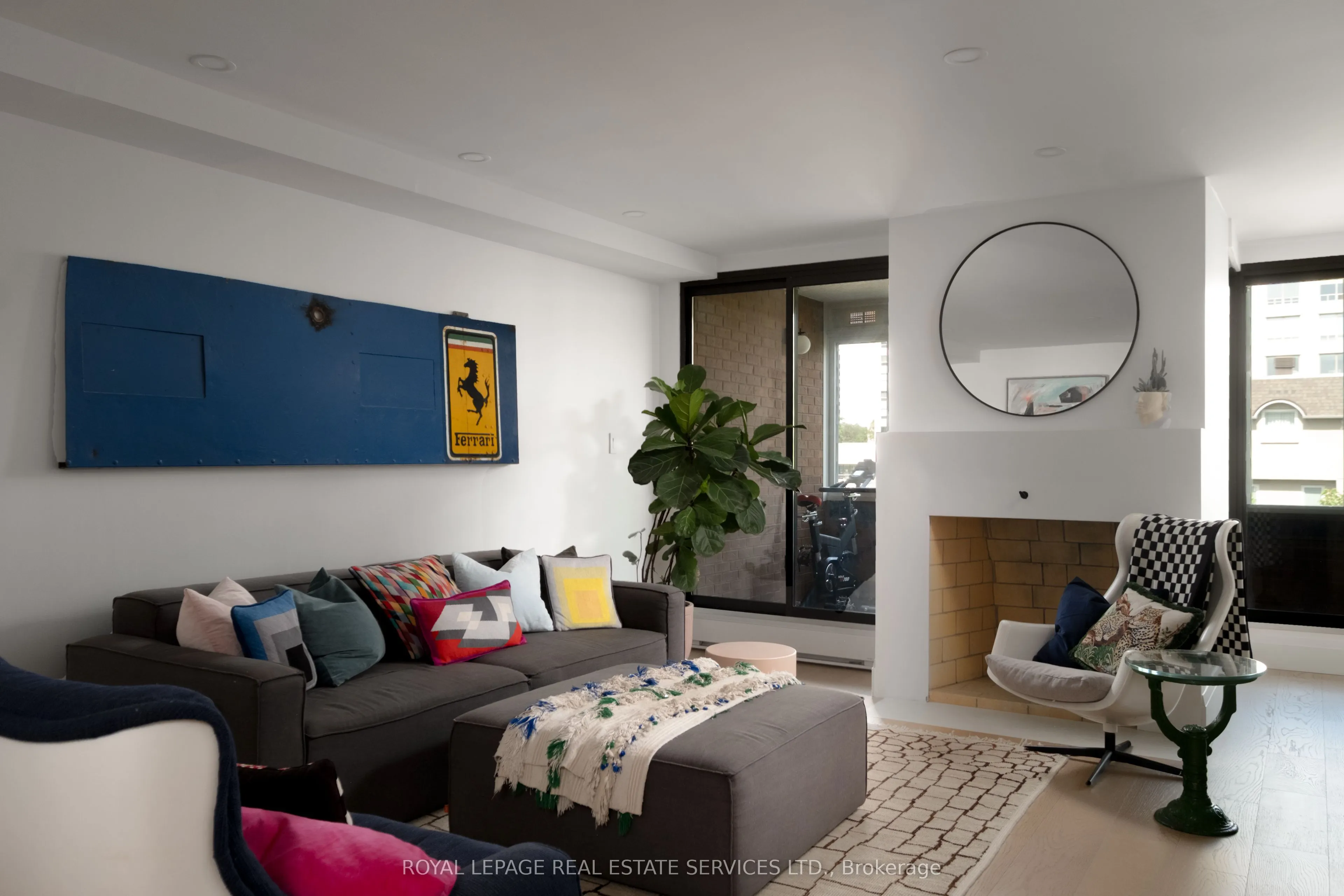 349 St. Clair Avenue W #402