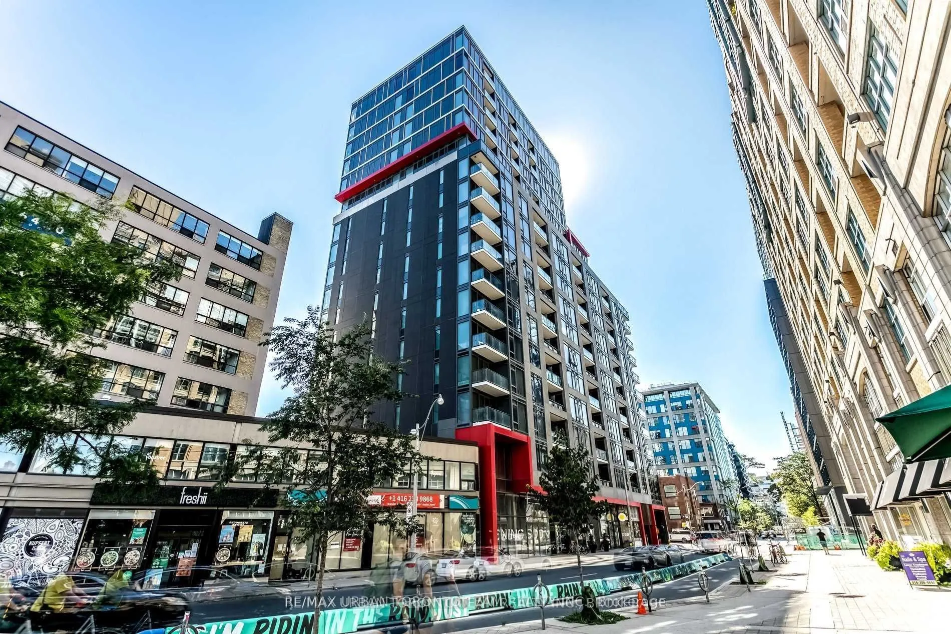 435 Richmond Street W #203