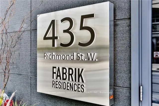 435 Richmond Street W #203