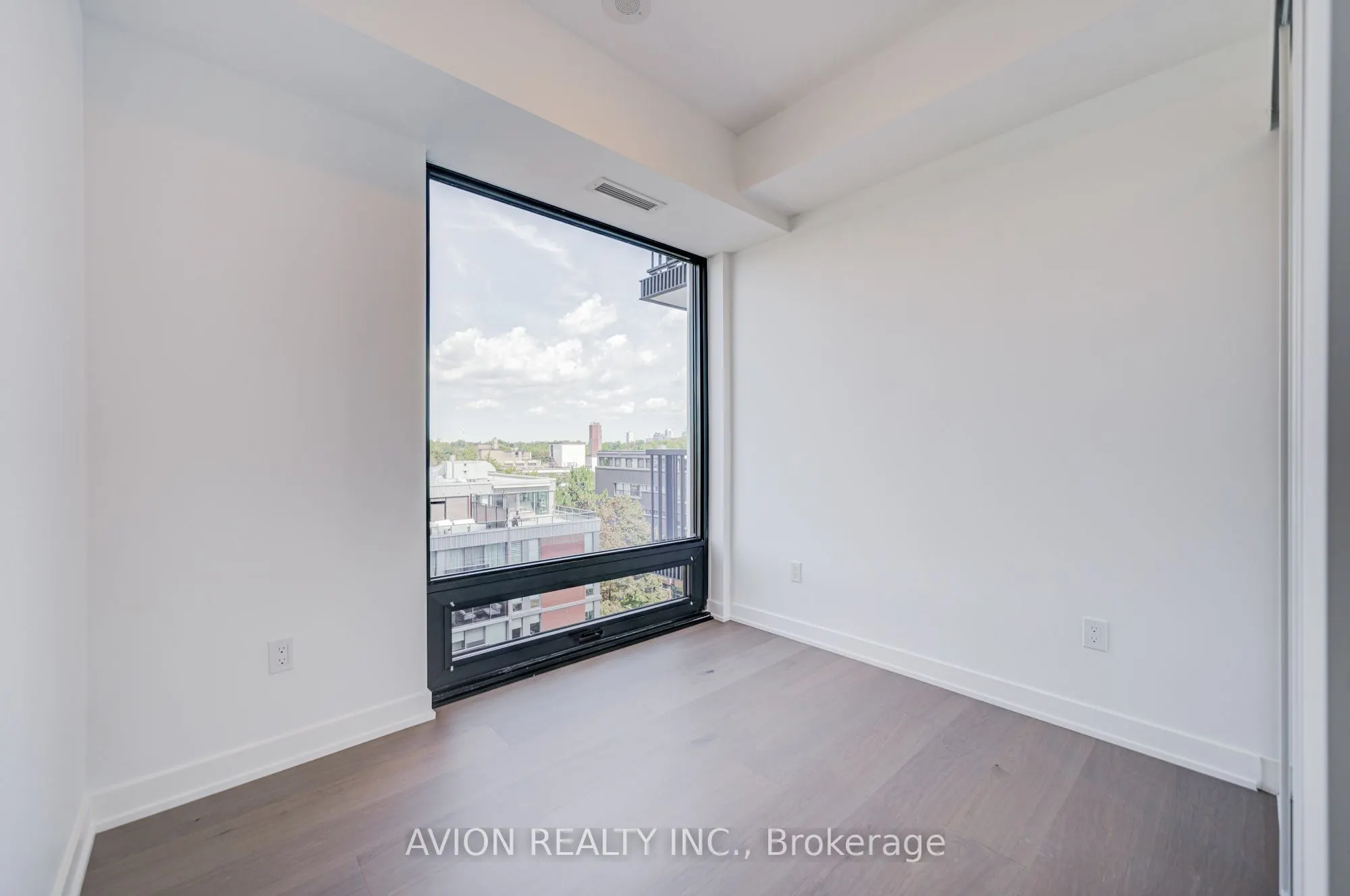 89 MontClair Avenue #1016