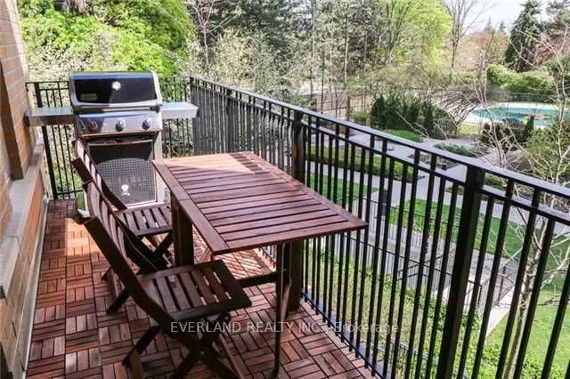 99 Pleasant Boulevard #13