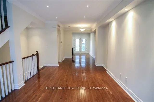 99 Pleasant Boulevard #13
