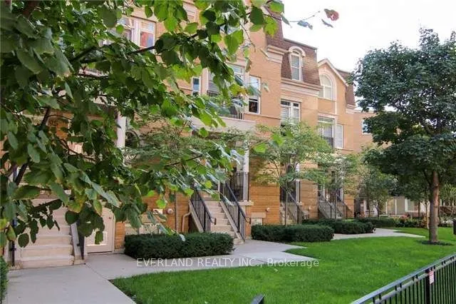 99 Pleasant Boulevard #13