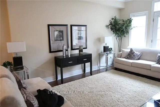 99 Pleasant Boulevard #13